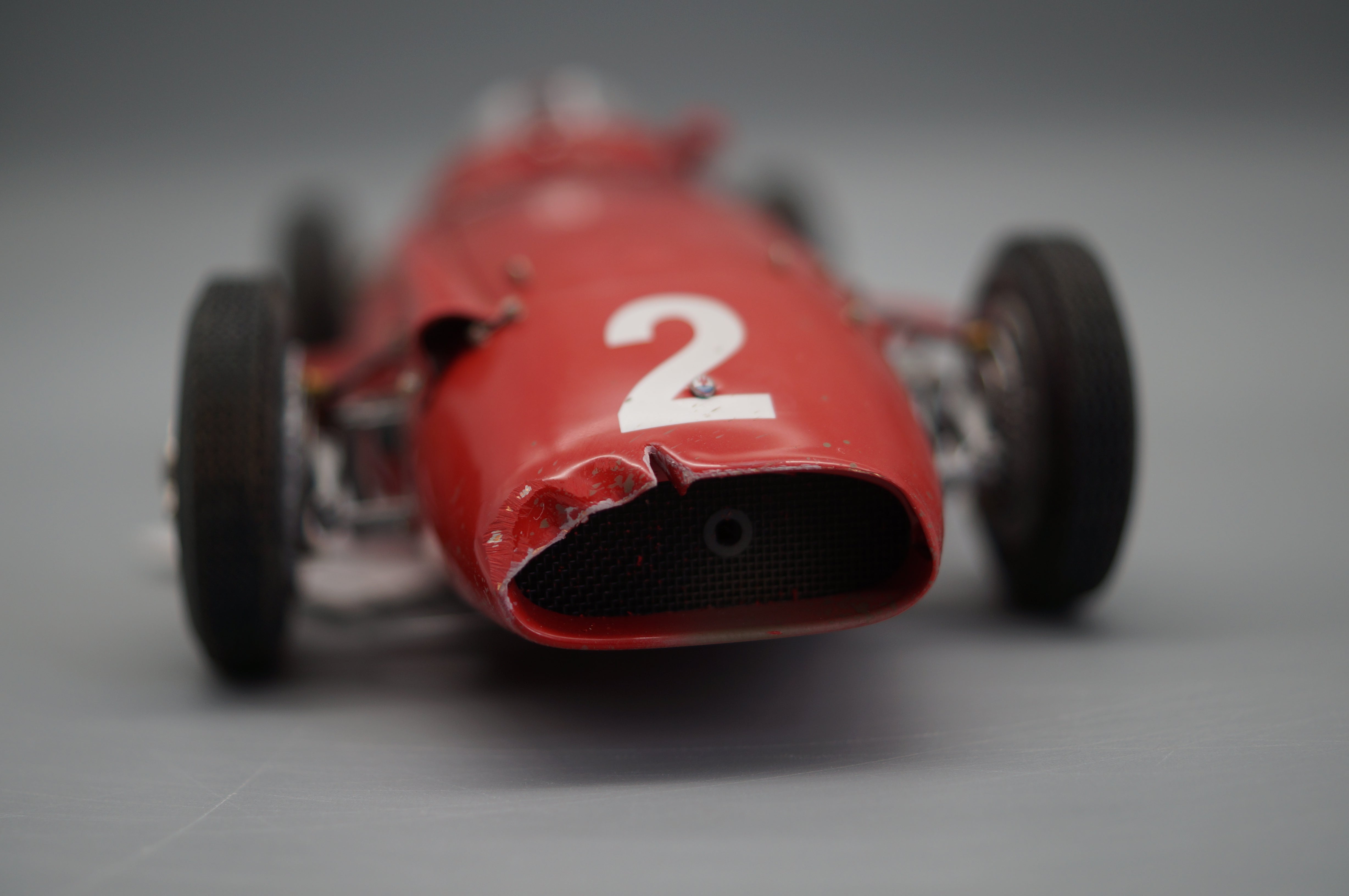 1/18 Maserati 250F #2 Dirty Hero collectors edition 20 years #0057/1000 CMC M-148 - pre-owned