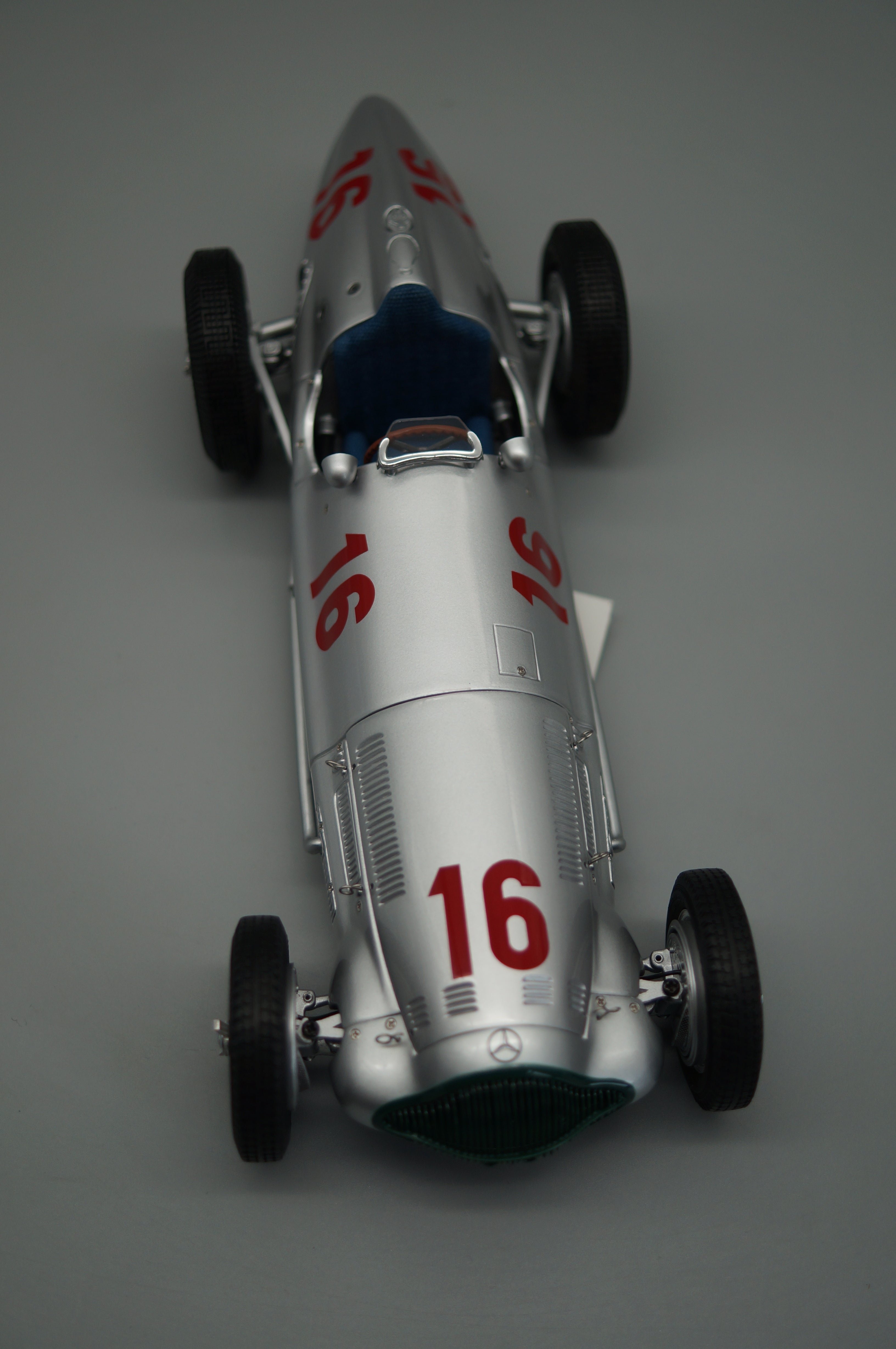 Mercedes-Benz W154 #16 Richard Seaman CMC M-098 LE 3,000