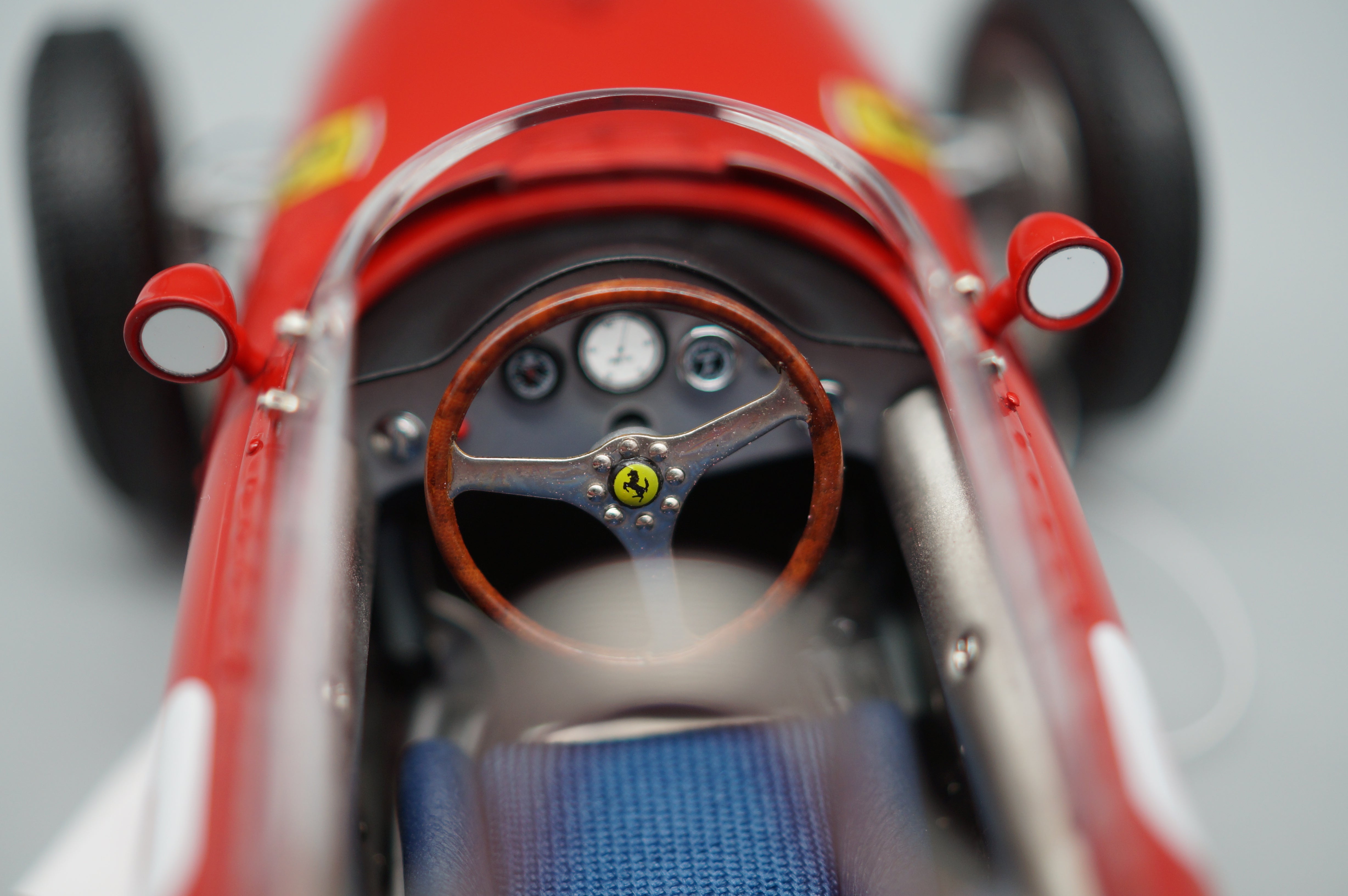 1/18 Ferrari 156 F1 'Sharknose' #3 von Trips Nürburgring #2614/6000 CMC M-069 - pre-owned