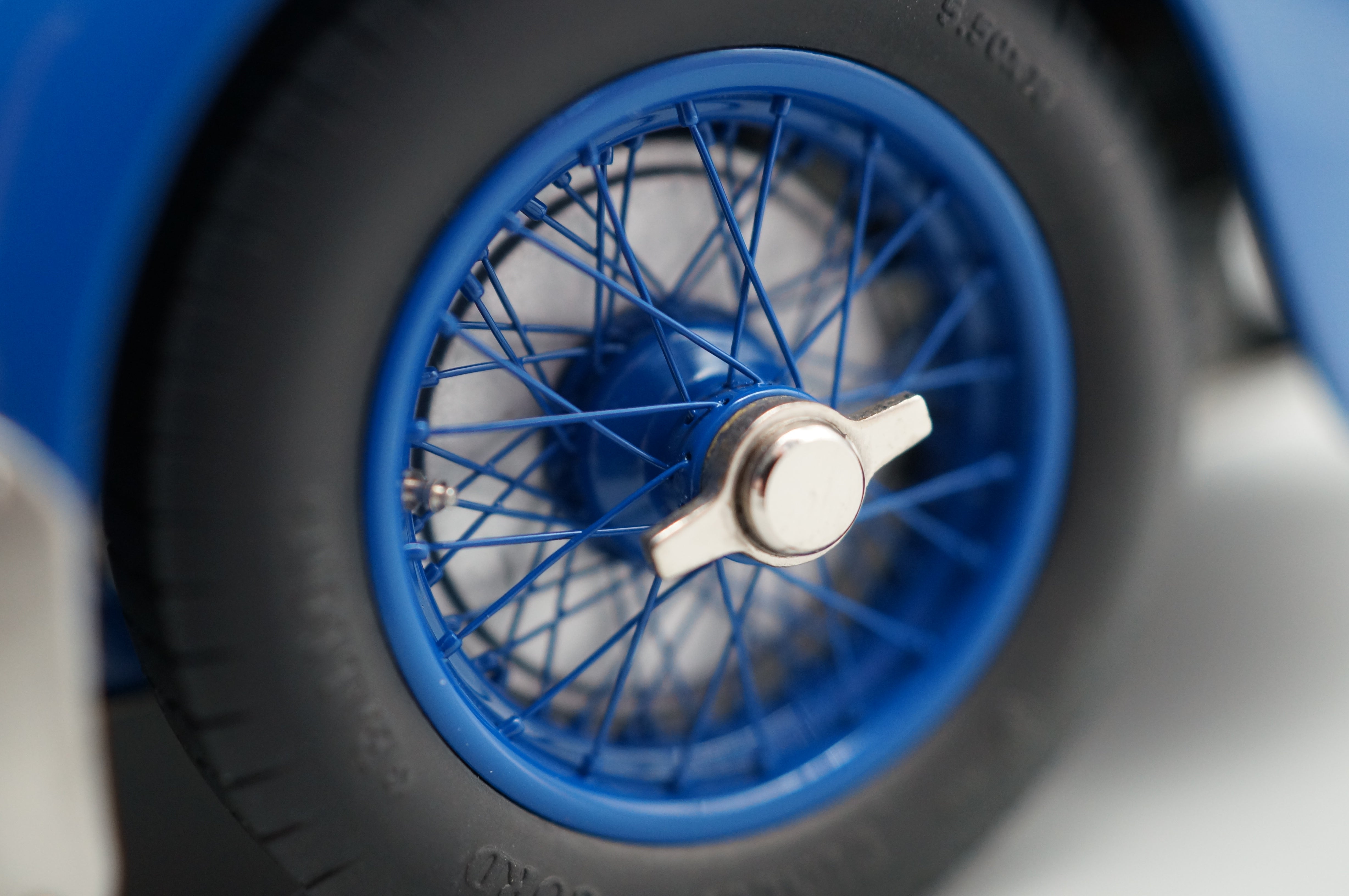 1/18 Bugatti Type 57 SC Atlantic blue R.B. Pope #2541 CMC M-083 -pre-owned-