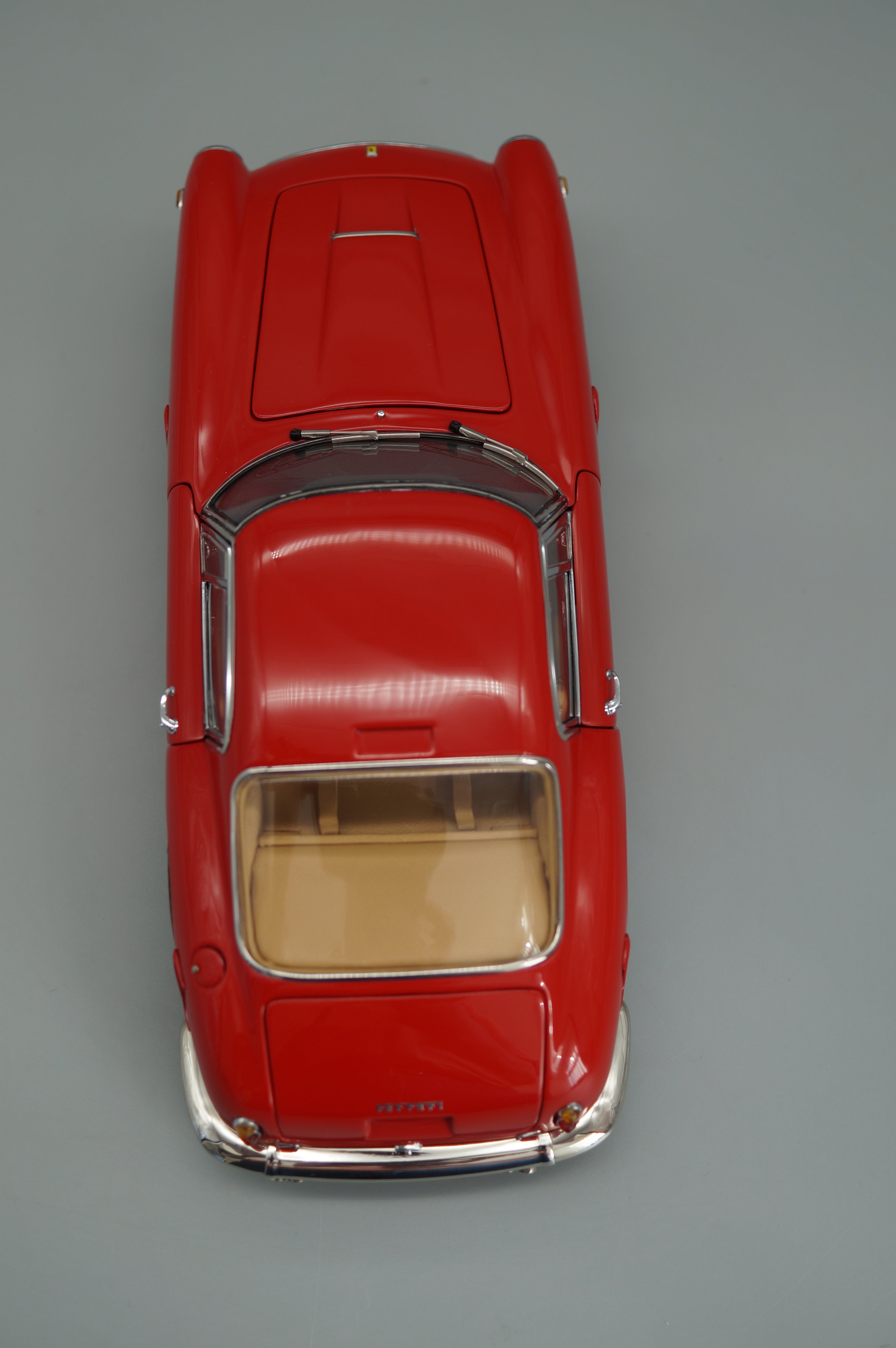 1/18 Ferrari 250 GT Berlinetta SWB RED #9655 CMC M-046 - pre-owned