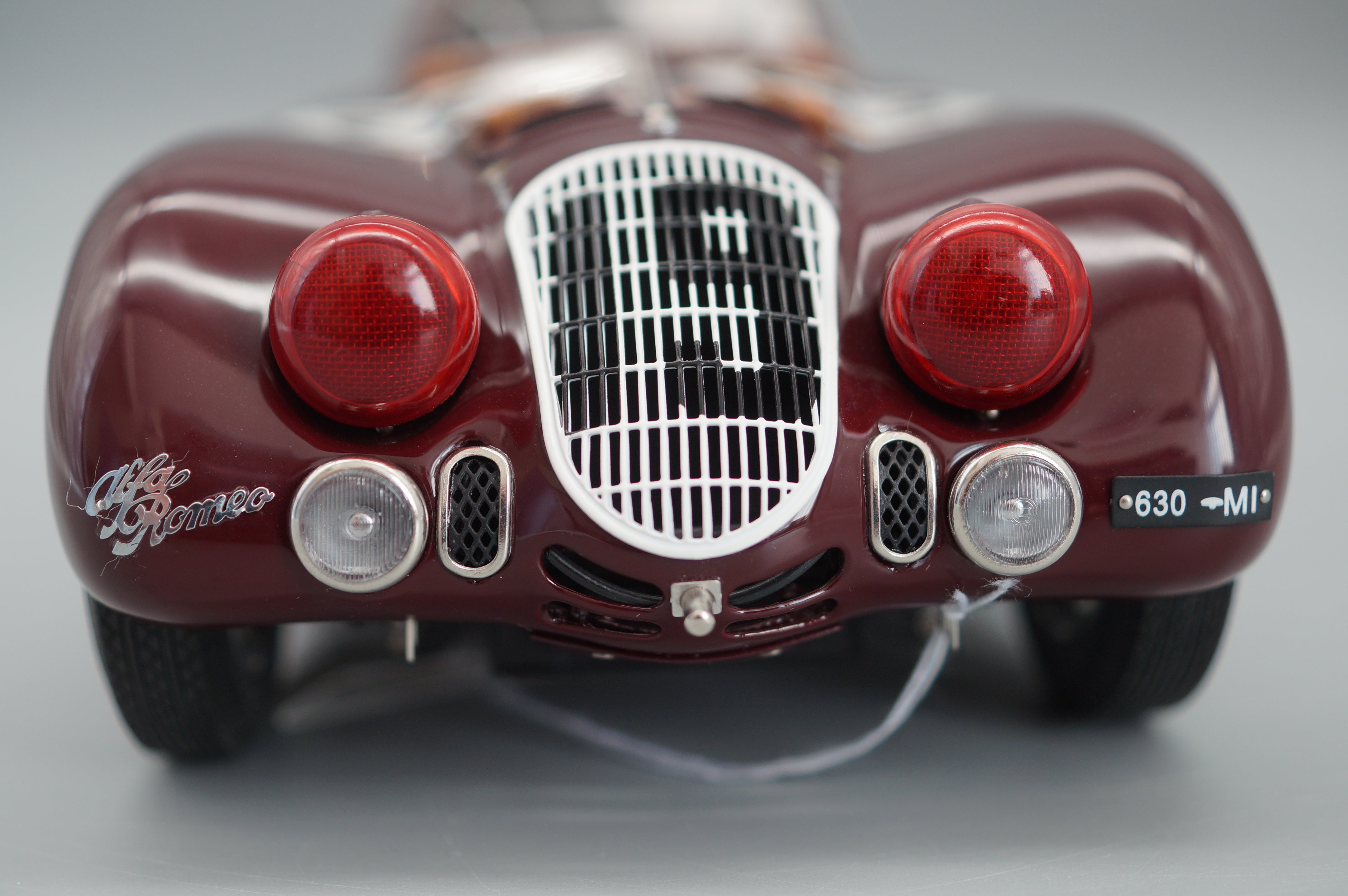 1:18 Alfa Romeo 8C 2900B Speciale #19 Le Mans 1938 #0036/3000 CMC M-111 -PRE-OWNED-