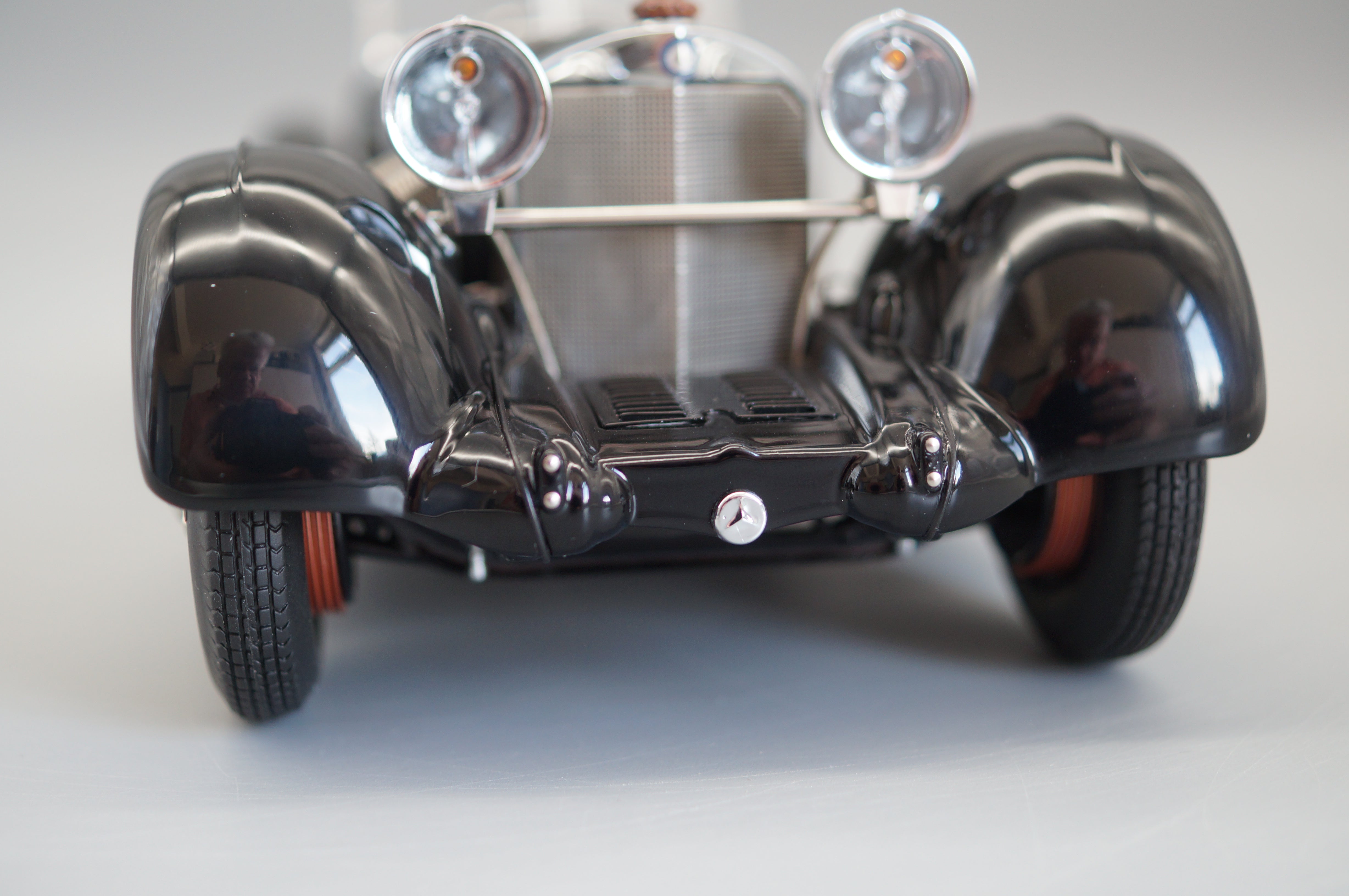 1/18 Mercedes-Benz SSK "Black Prince" 1934 CMC #1334 M-225 - PRE-OWNED