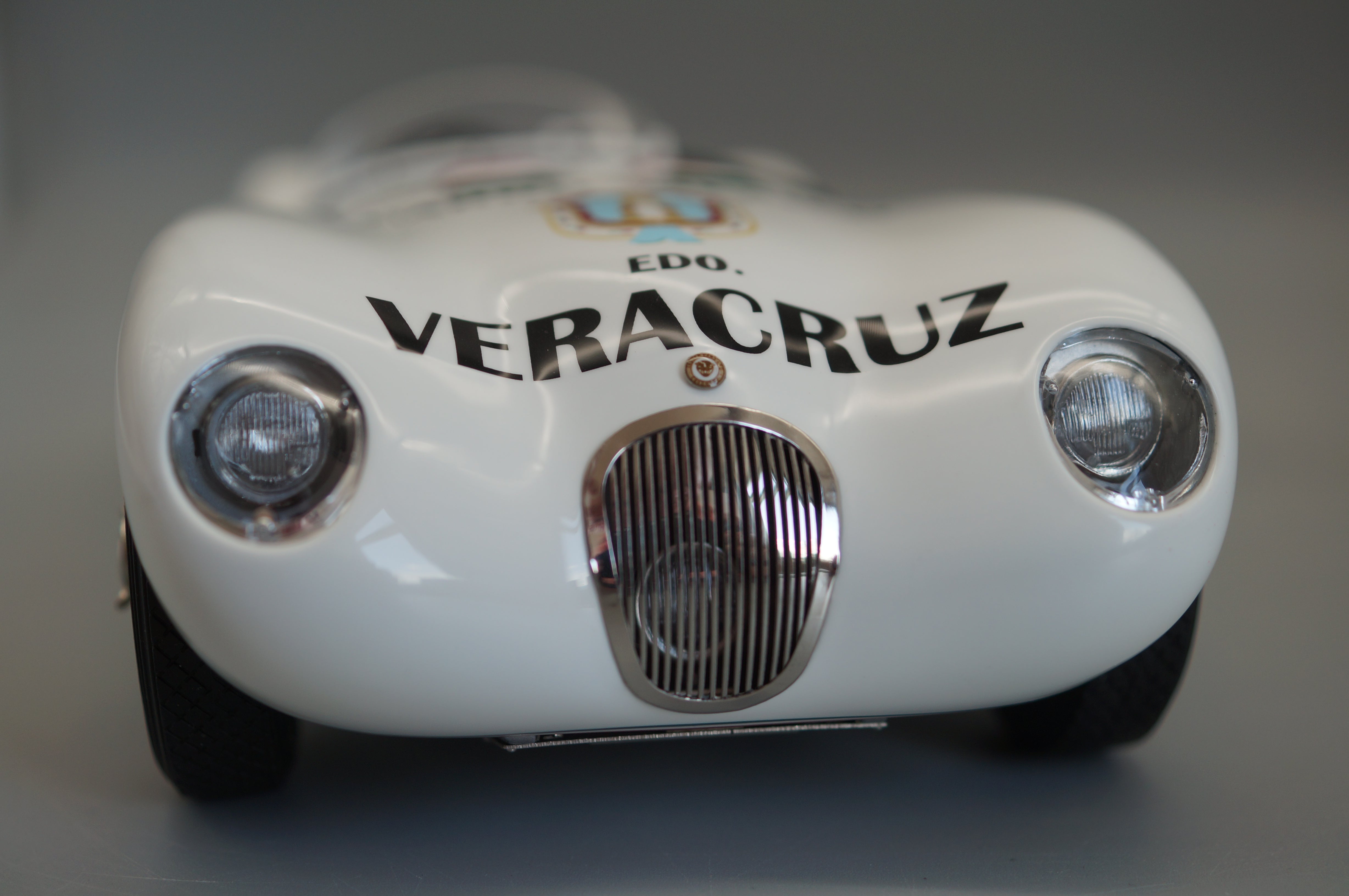 Jaguar C-Type #13 Panamericana 1953/54 Ibarra/Pinal #304/500 CMC M-196 - aus Vorbesitz