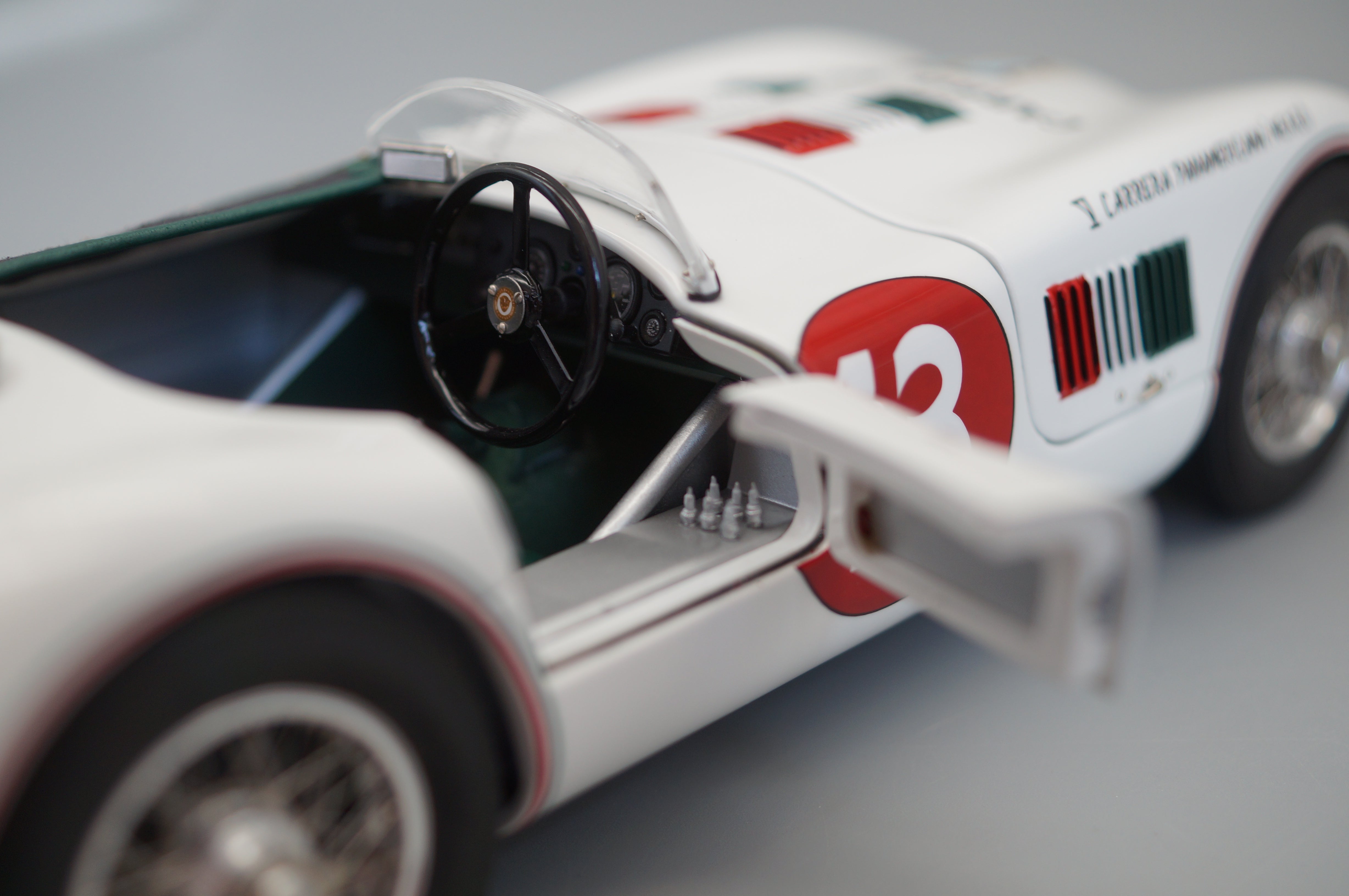 Jaguar C-Type #13 Panamericana 1953/54 Ibarra/Pinal #304/500 CMC M-196 - aus Vorbesitz