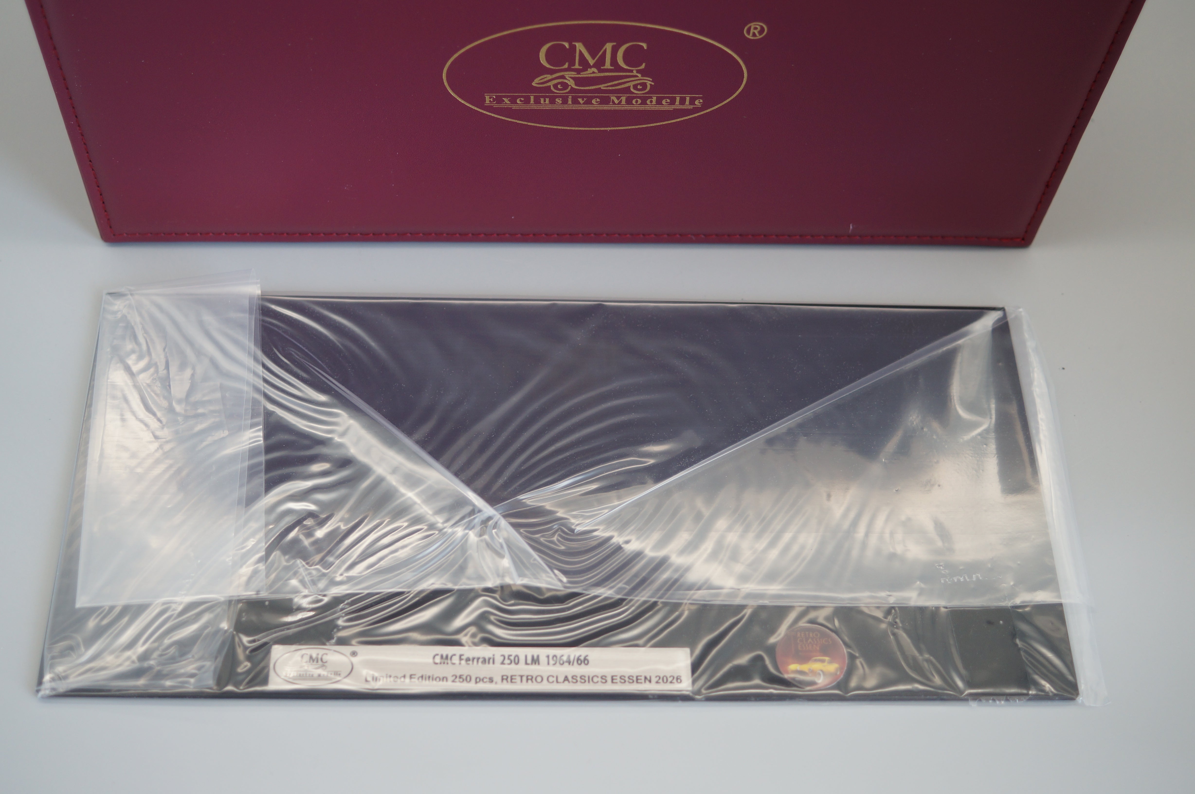 1/18 Ferrari 250 LM Special Edition Retro Classics Essen 2026 Clear Finish CMC M-297
