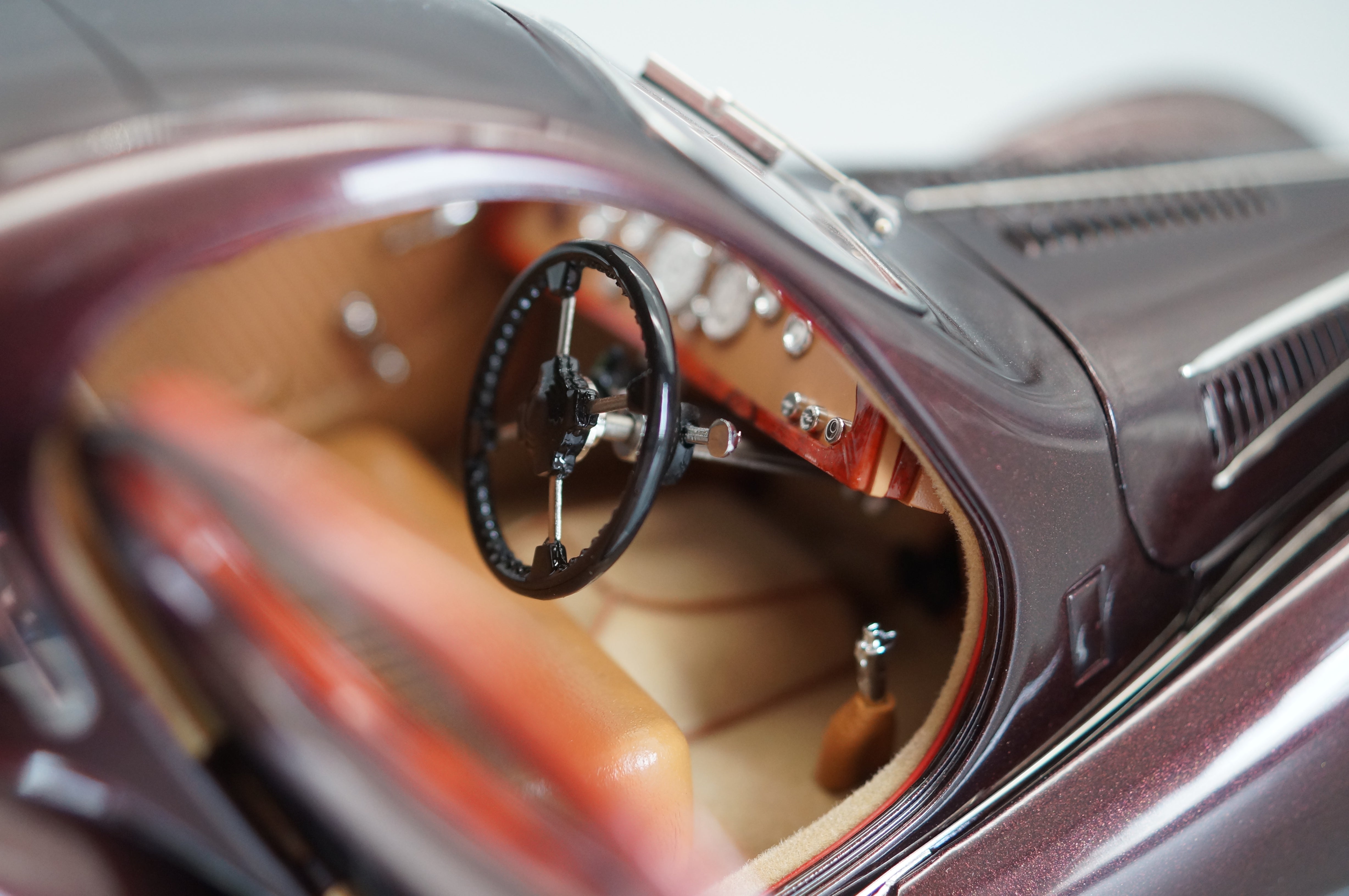 Talbot-Lago Coupé T150 C-SS Figoni &amp; Falaschi "Teardrop" "Memory Edition" Aubergine CMC M-179