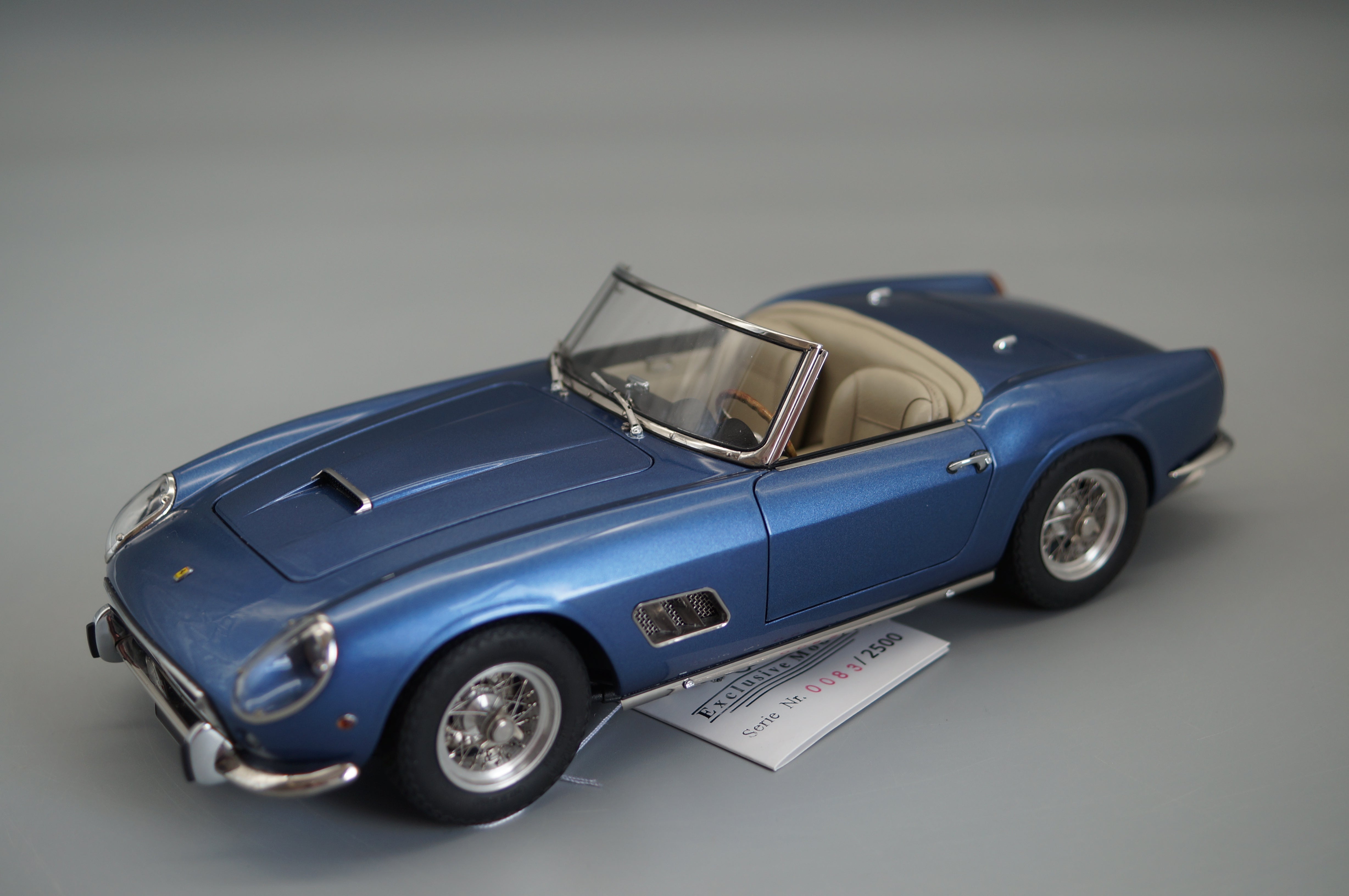 1/18 Ferrari 250 California SWB BLUE Limited Edition #0083/2500 Stück CMC M-092 -pre-owned