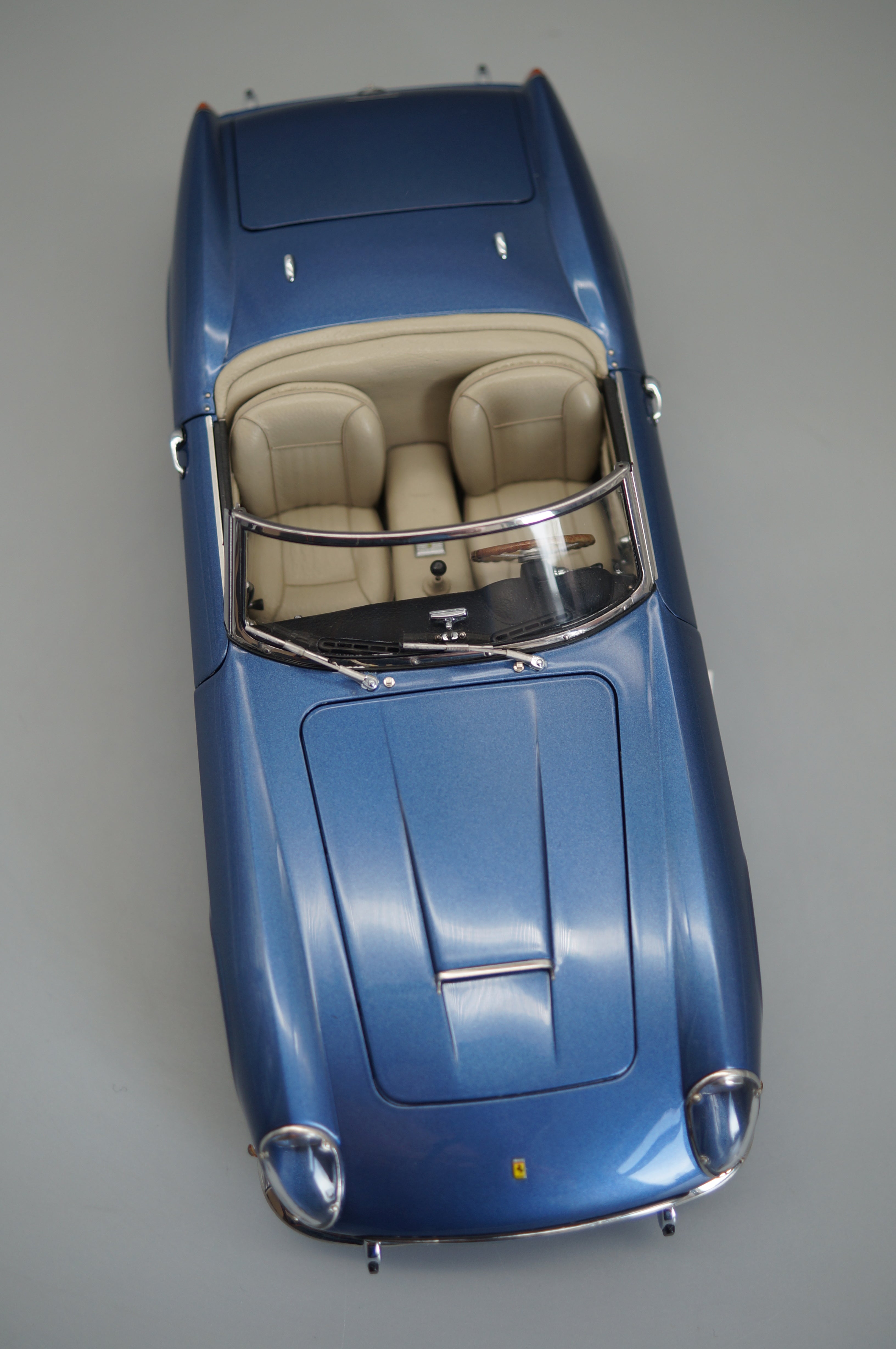 Ferrari 250 Testa Rossa #DM 124, 1958 (black), Limited Edition 5,000 pieces CMC M-081