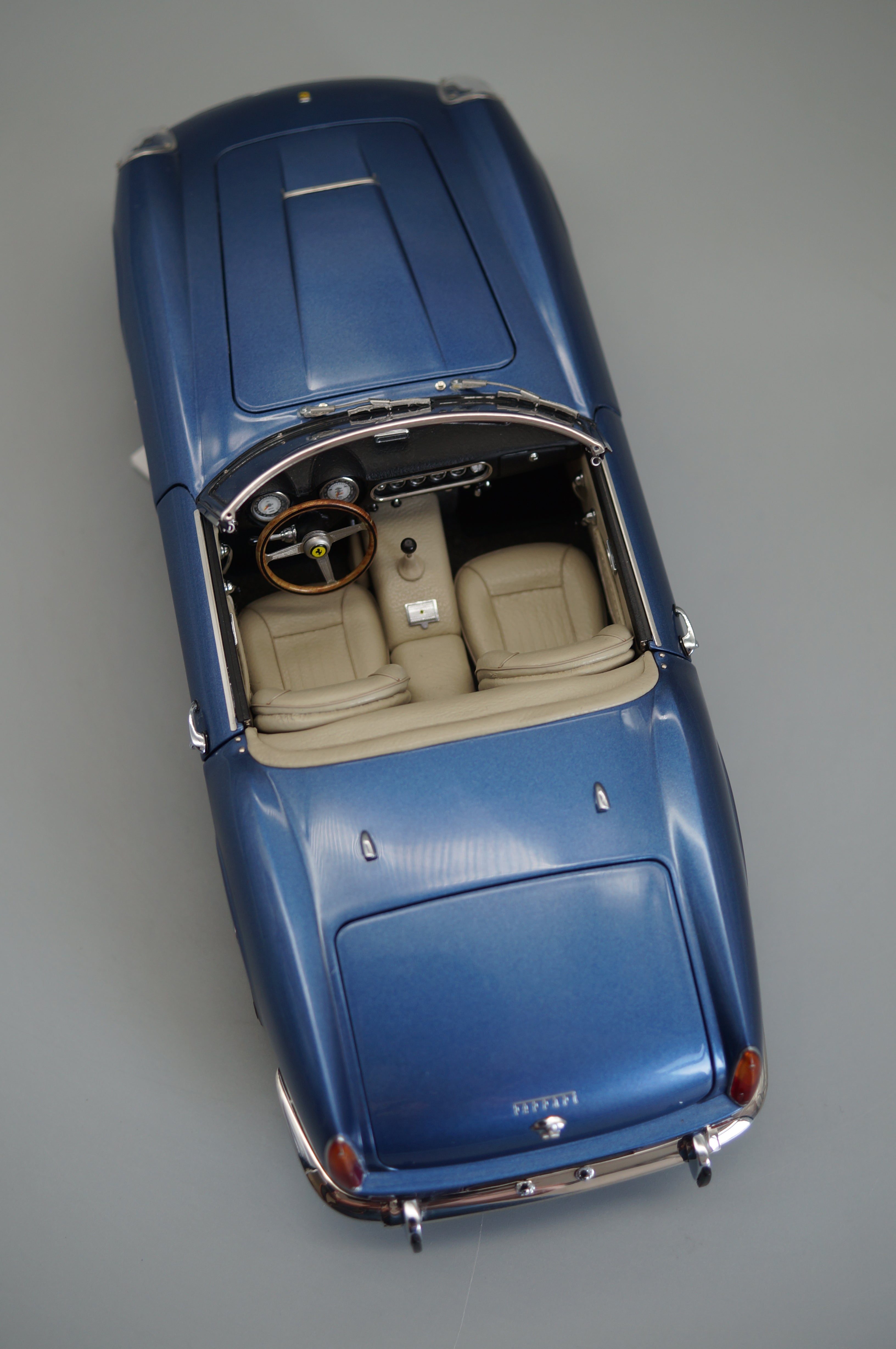 Ferrari 250 Testa Rossa #DM 124, 1958 (black), Limited Edition 5,000 pieces CMC M-081