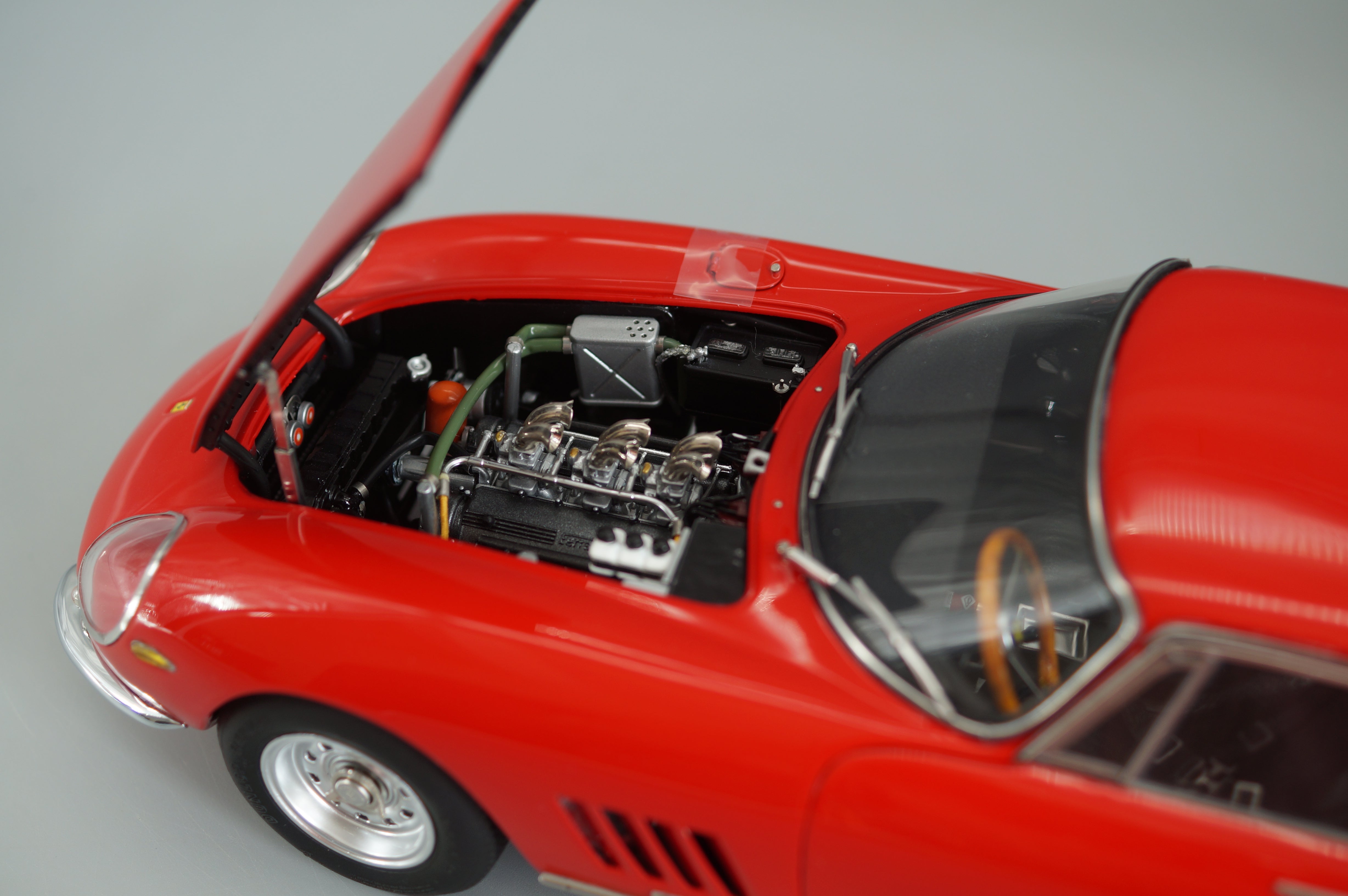 1/18 Ferrari 275 GTB/C RED von 1966 #3654 CMC M-210 -pre-owned