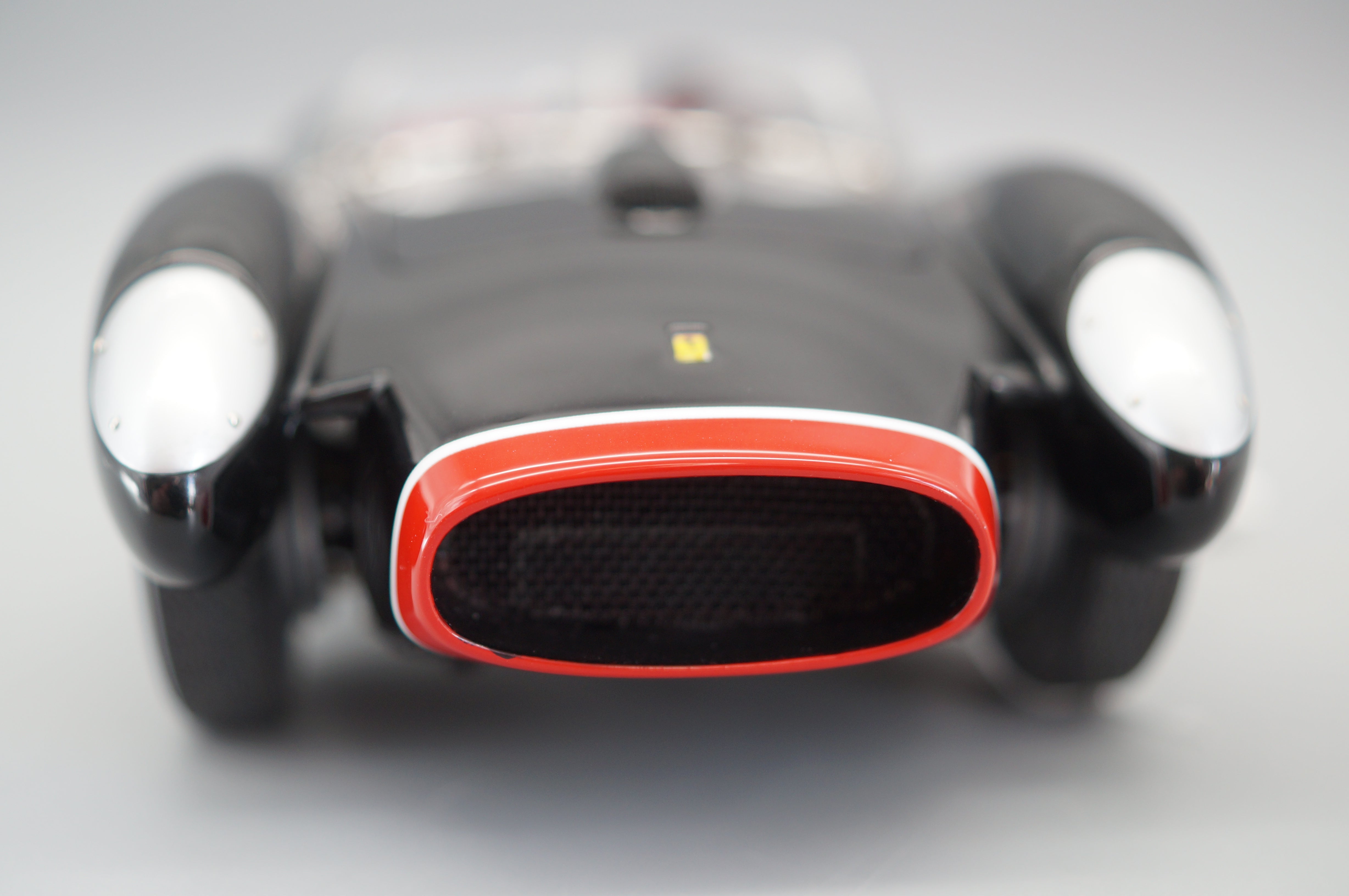 1/18 Ferrari 250 Testa Rossa #DM124 1958 (black) Limited Edition #0602/5000 pieces CMC M-081 -pre-owned-