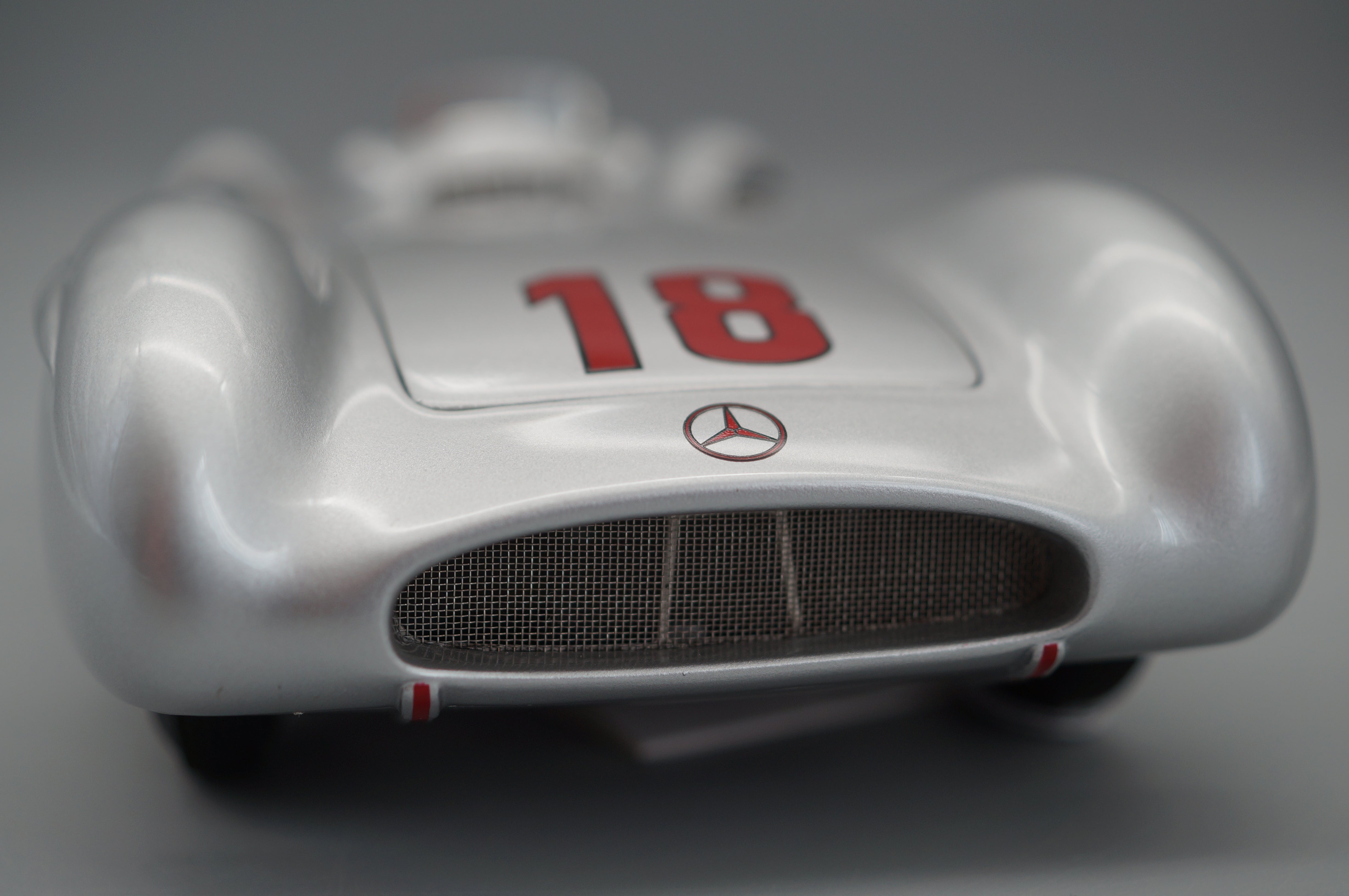 Mercedes-Benz W196R #18 JM Fangio CMC M-128A LE 1,000 pieces