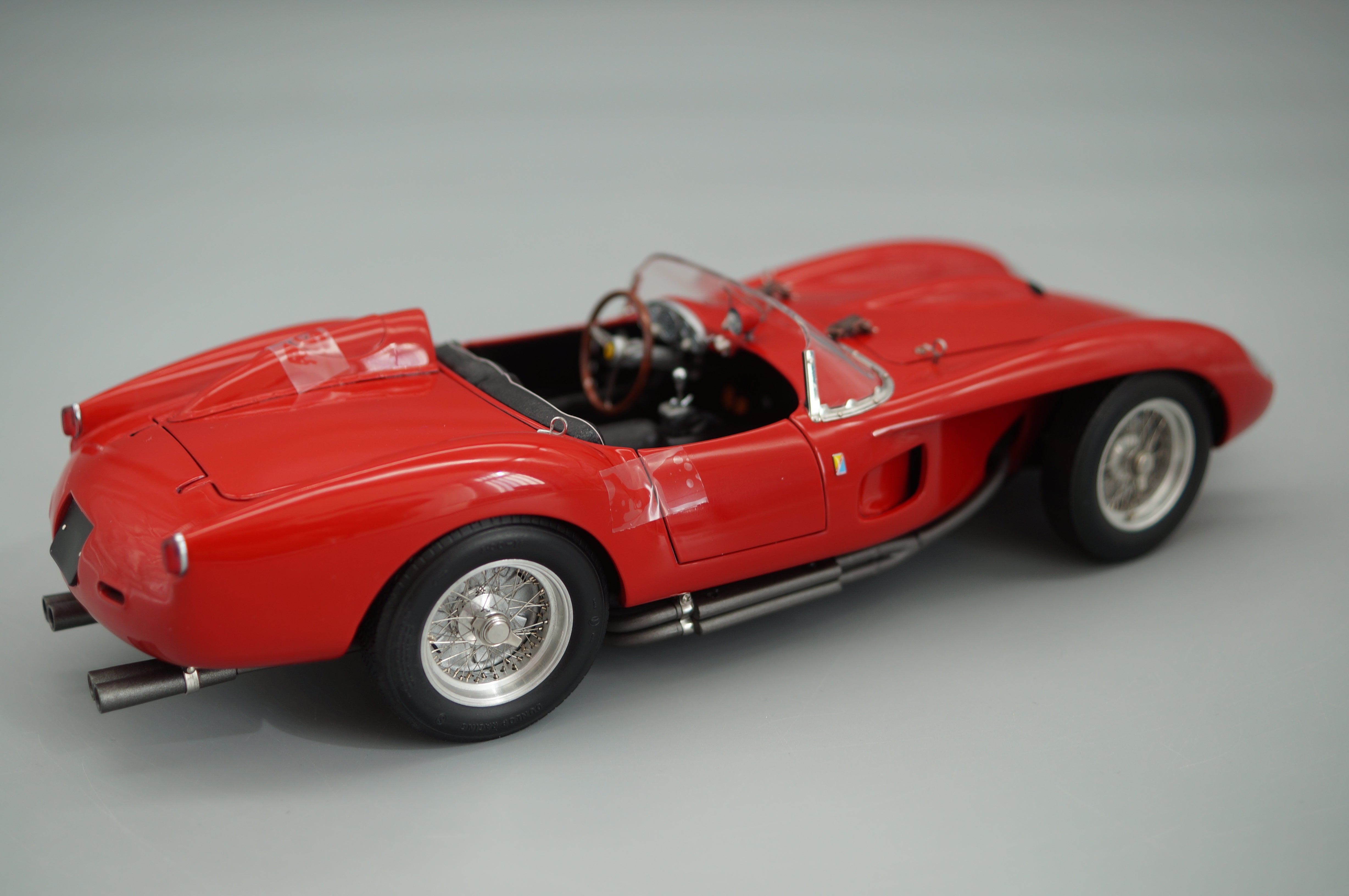 1/18 Ferrari 250 Testa Rossa 1958 #6547 CMC M-071 -pre-owned- paint defects