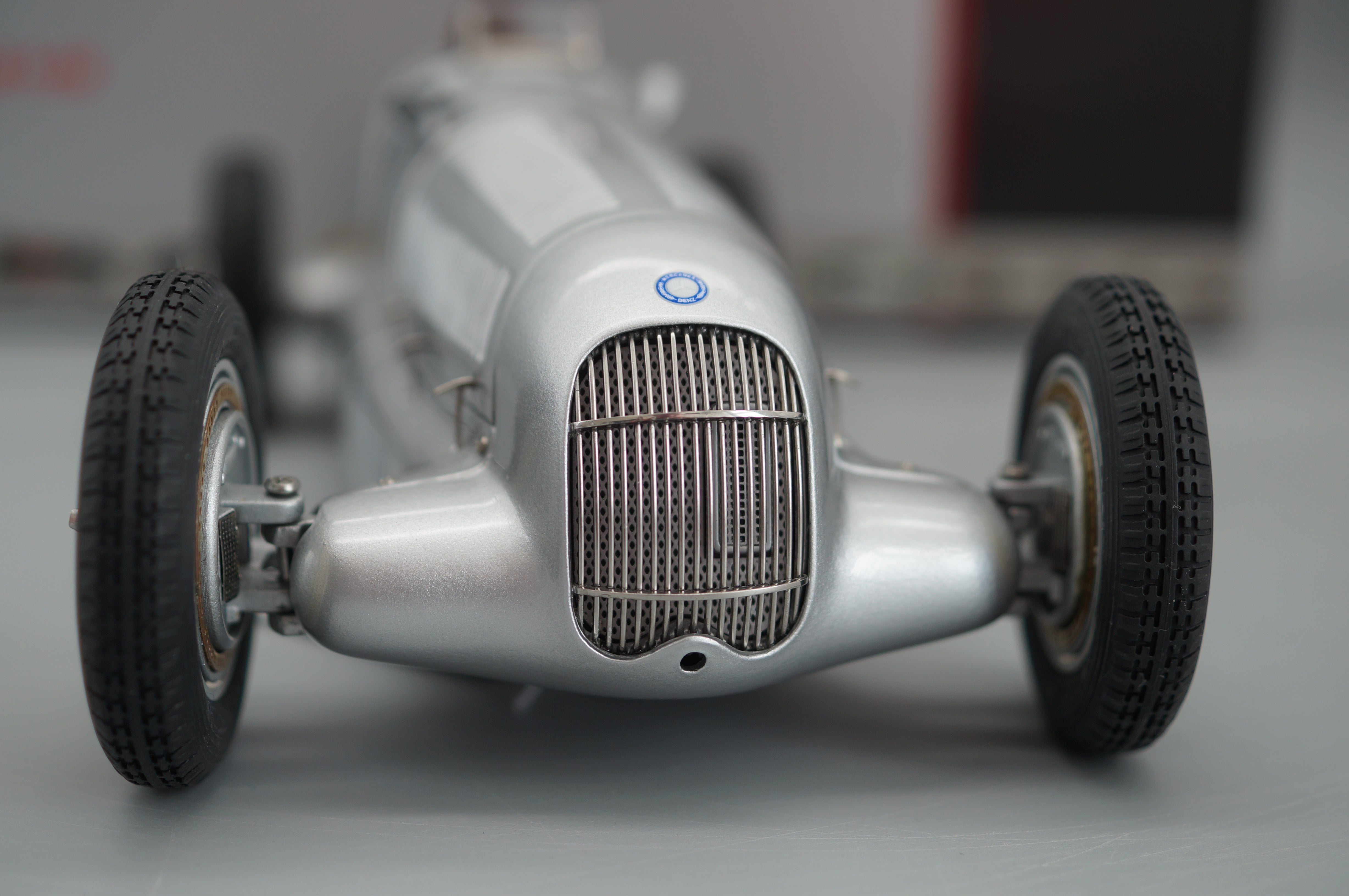 Mercedes-Benz W25 #20 by Brauchitsch CMC M-103 LE 2,000