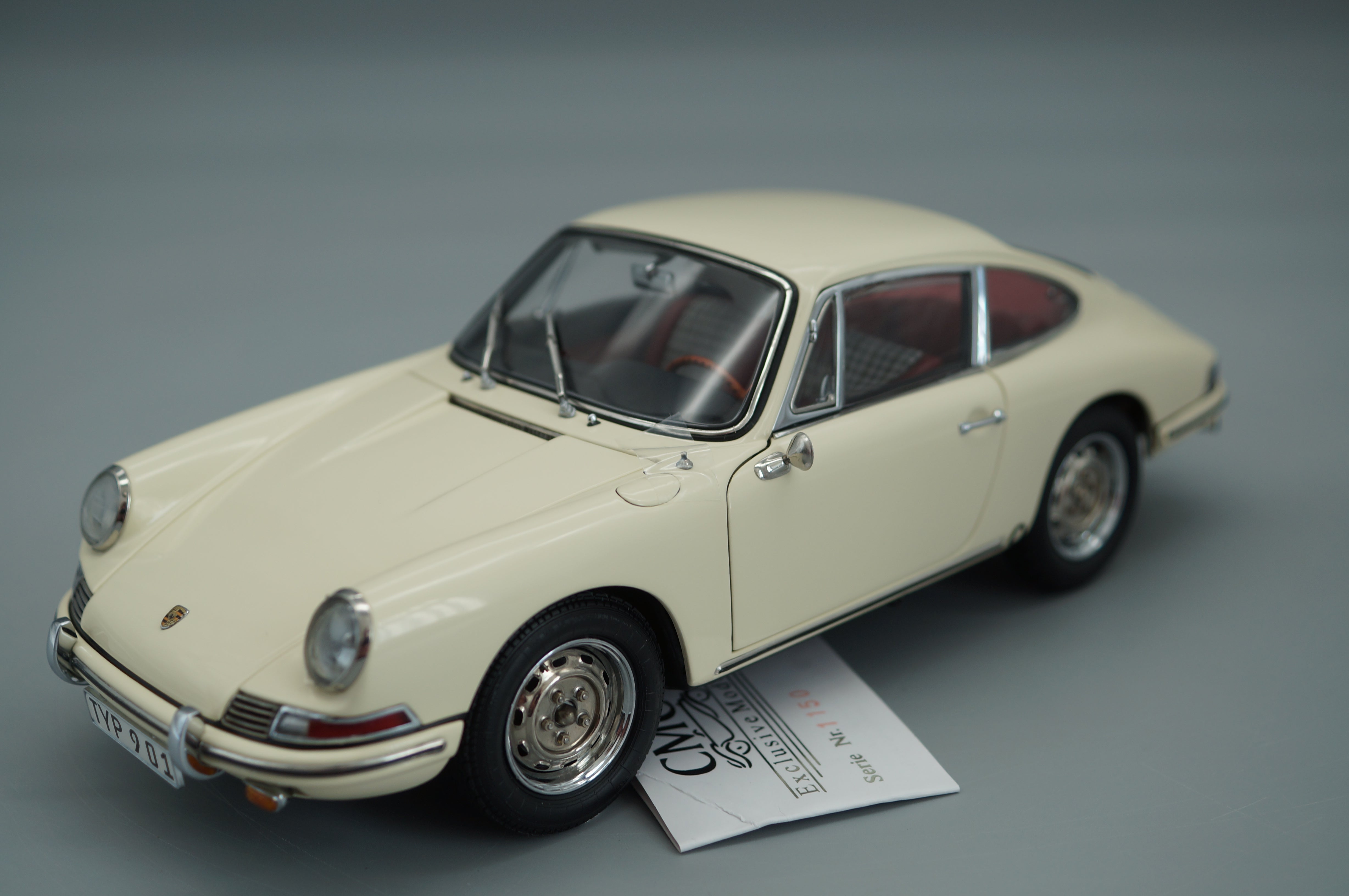 1/18 Porsche 901 Coupe Beige #1150 CMC M-067C -pre-owned