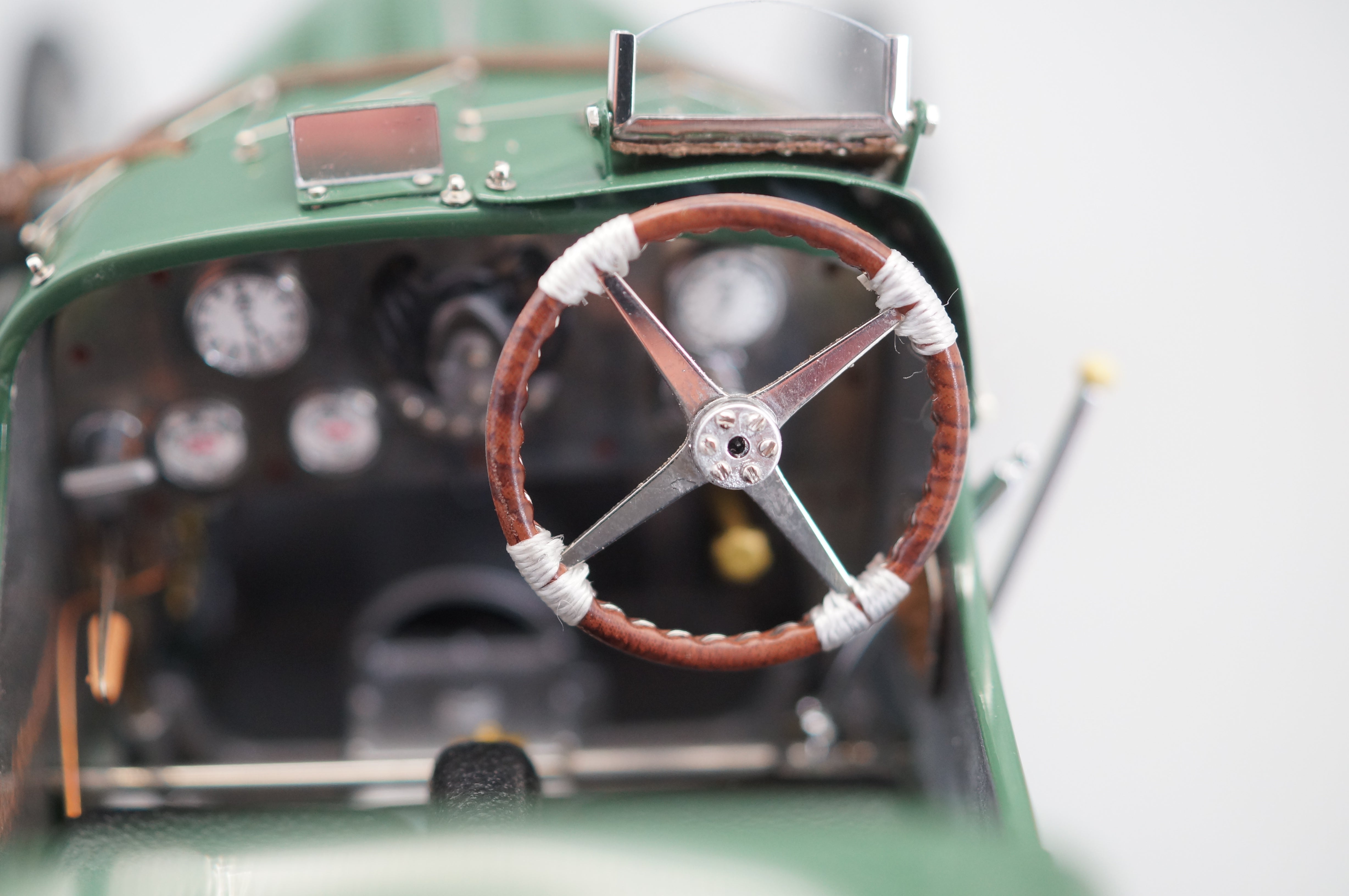 1:18 Bugatti T35 Nation Color Project - Great Britain #12 #0721/2000 CMC M-100 002 -pre-owned