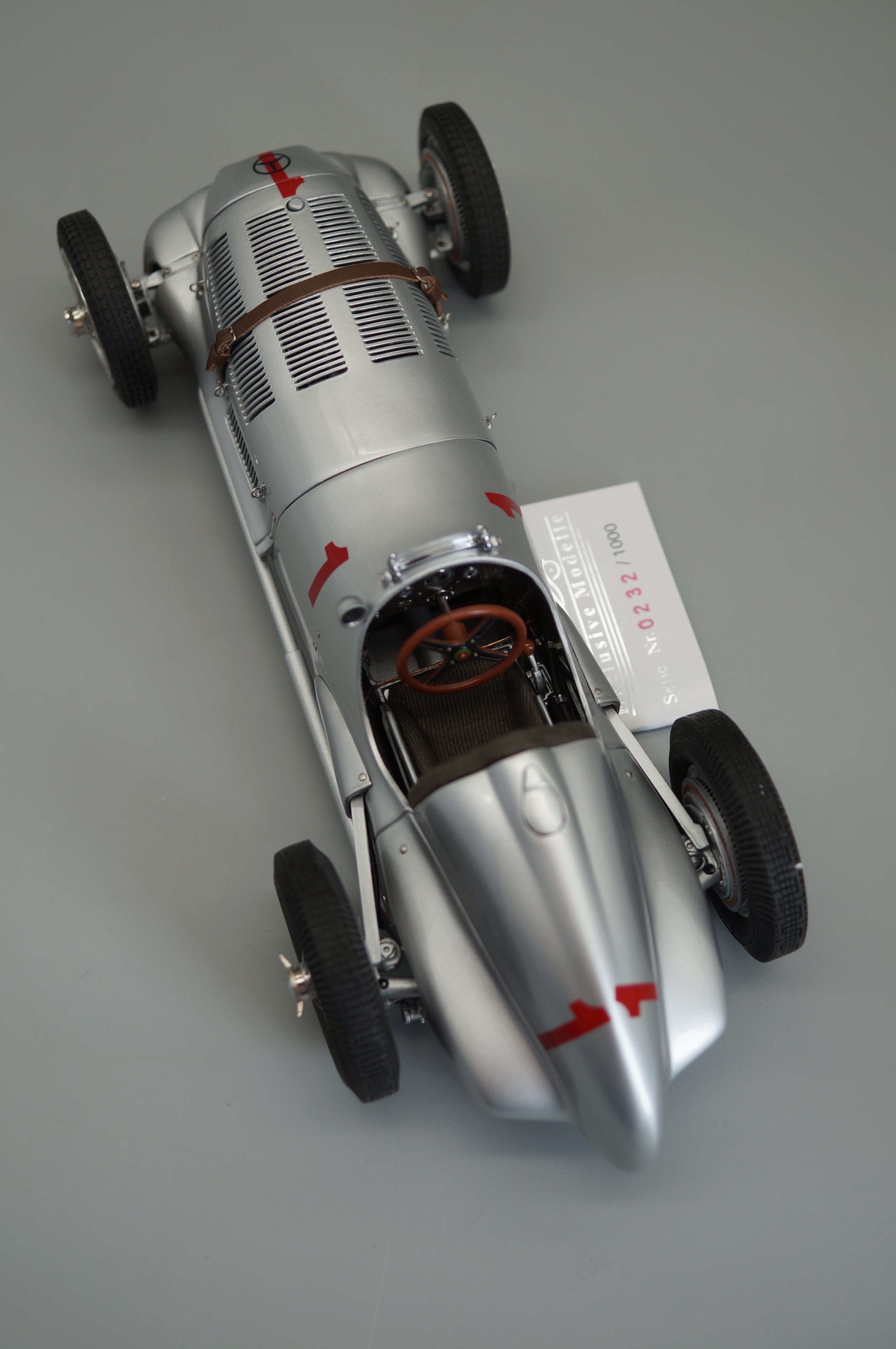 Mercedes-Benz W125 #1 Caracciola Donington 1937 CMC M-113 LE 1,000