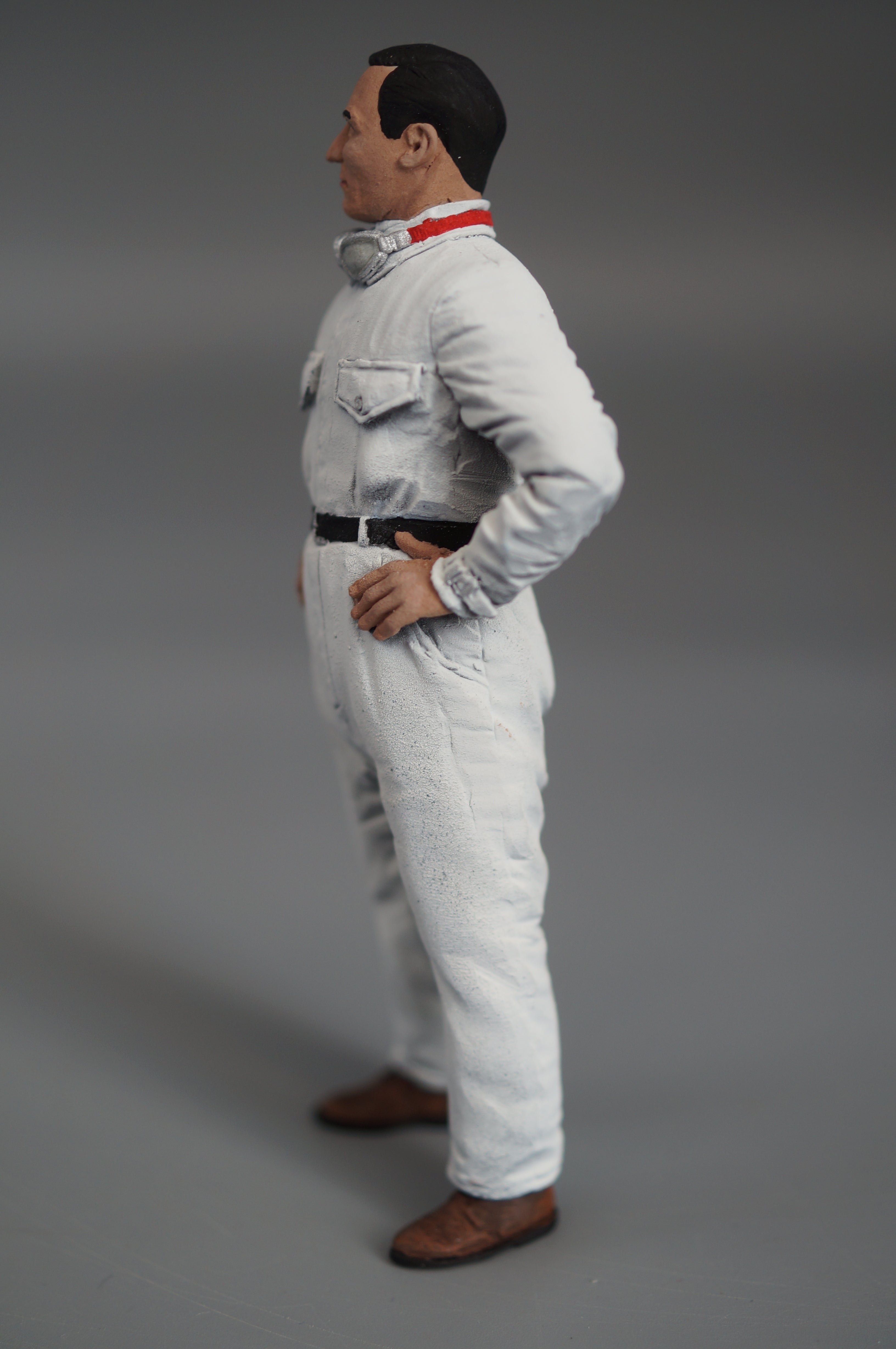 1/18 Rennfahrerfigur MANFRED von BRAUCHITSCH von SF Scale Figures - Handarbeit - SF118062 -TS990