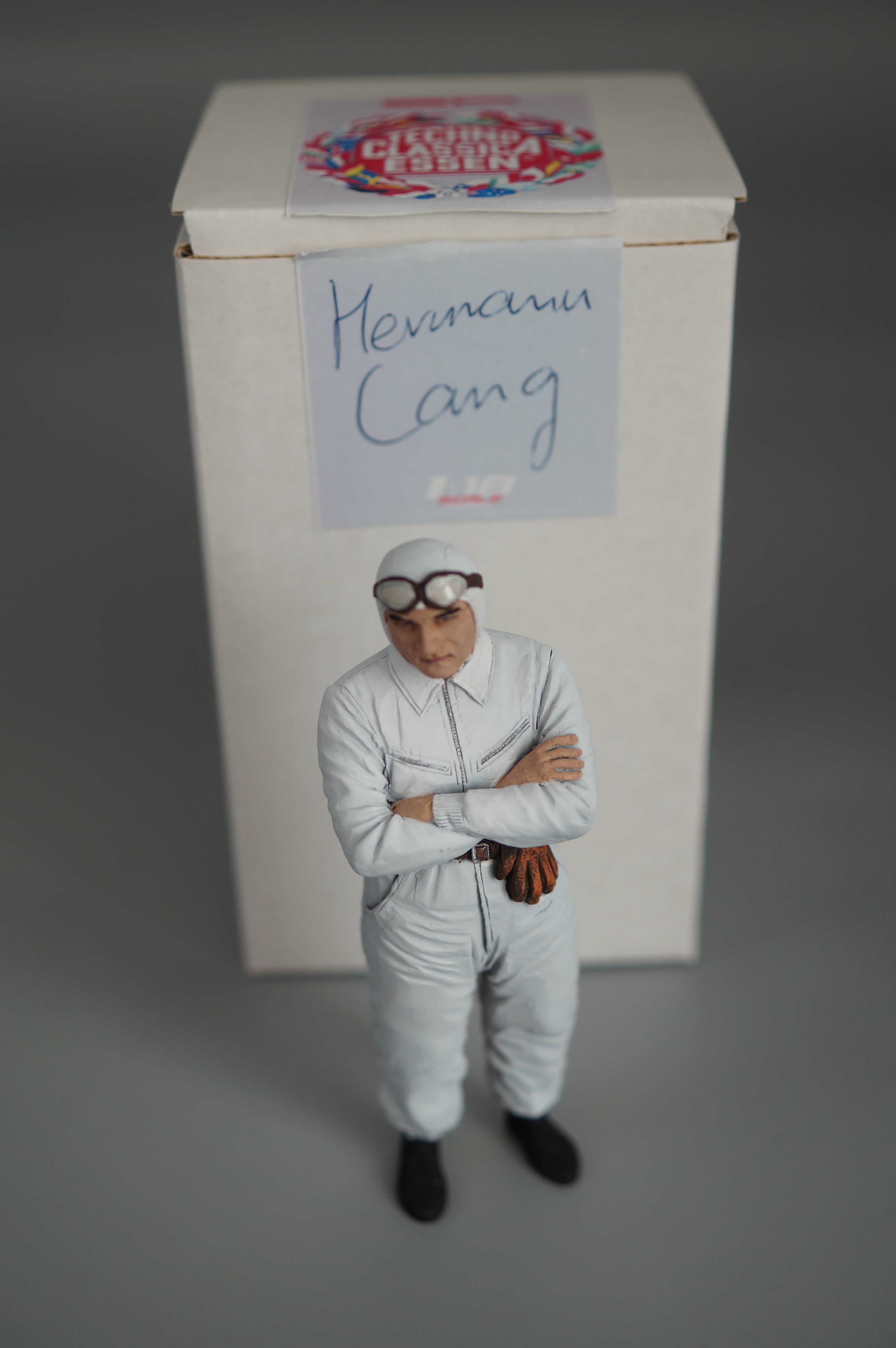 1/18 Rennfahrerfigur HERMANN LANG von SF Scale Figures - Handarbeit - TS988
