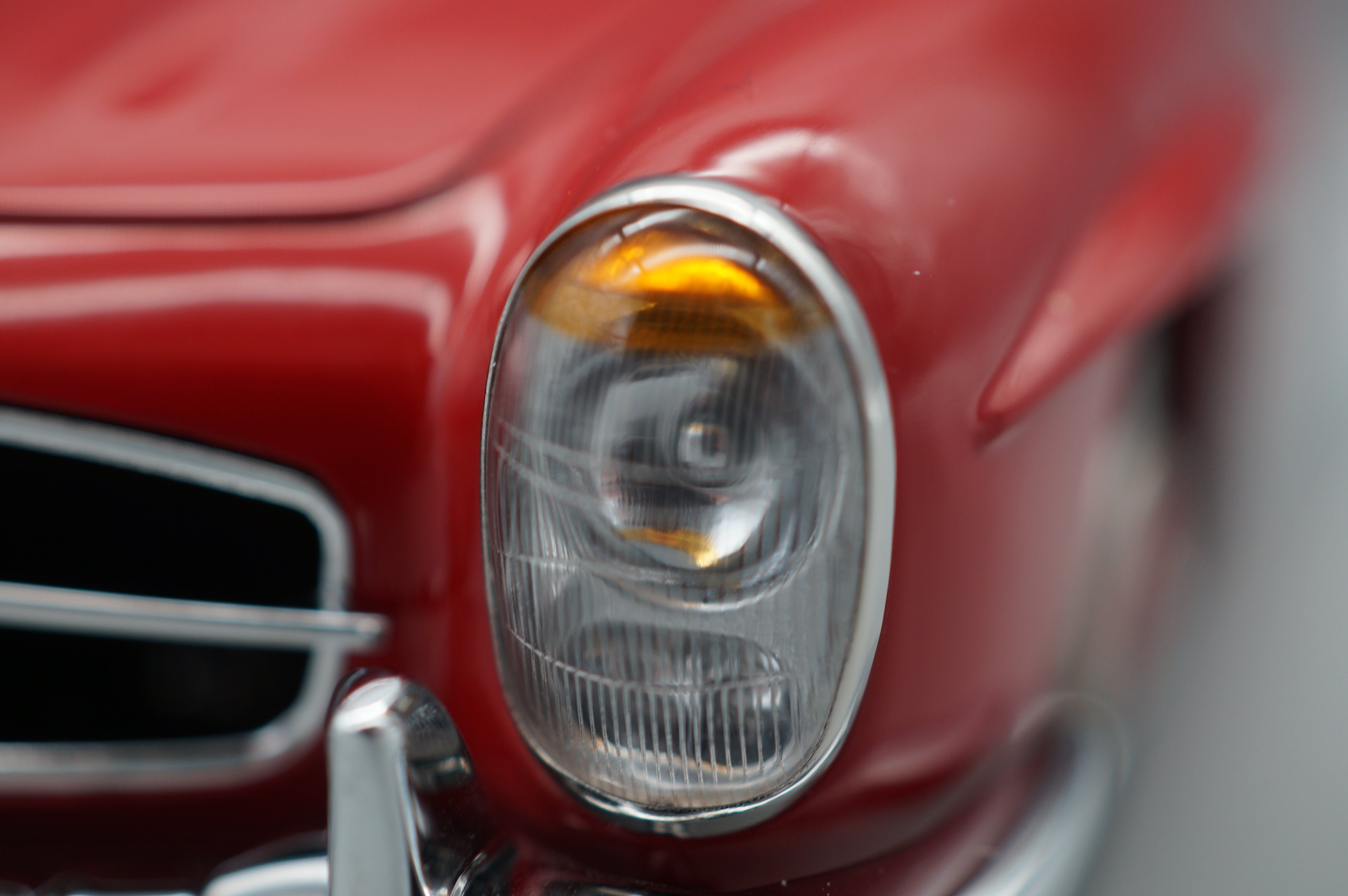 1/18 Mercedes-Benz 300 SL W198 Roadster offen rot CMC M-282