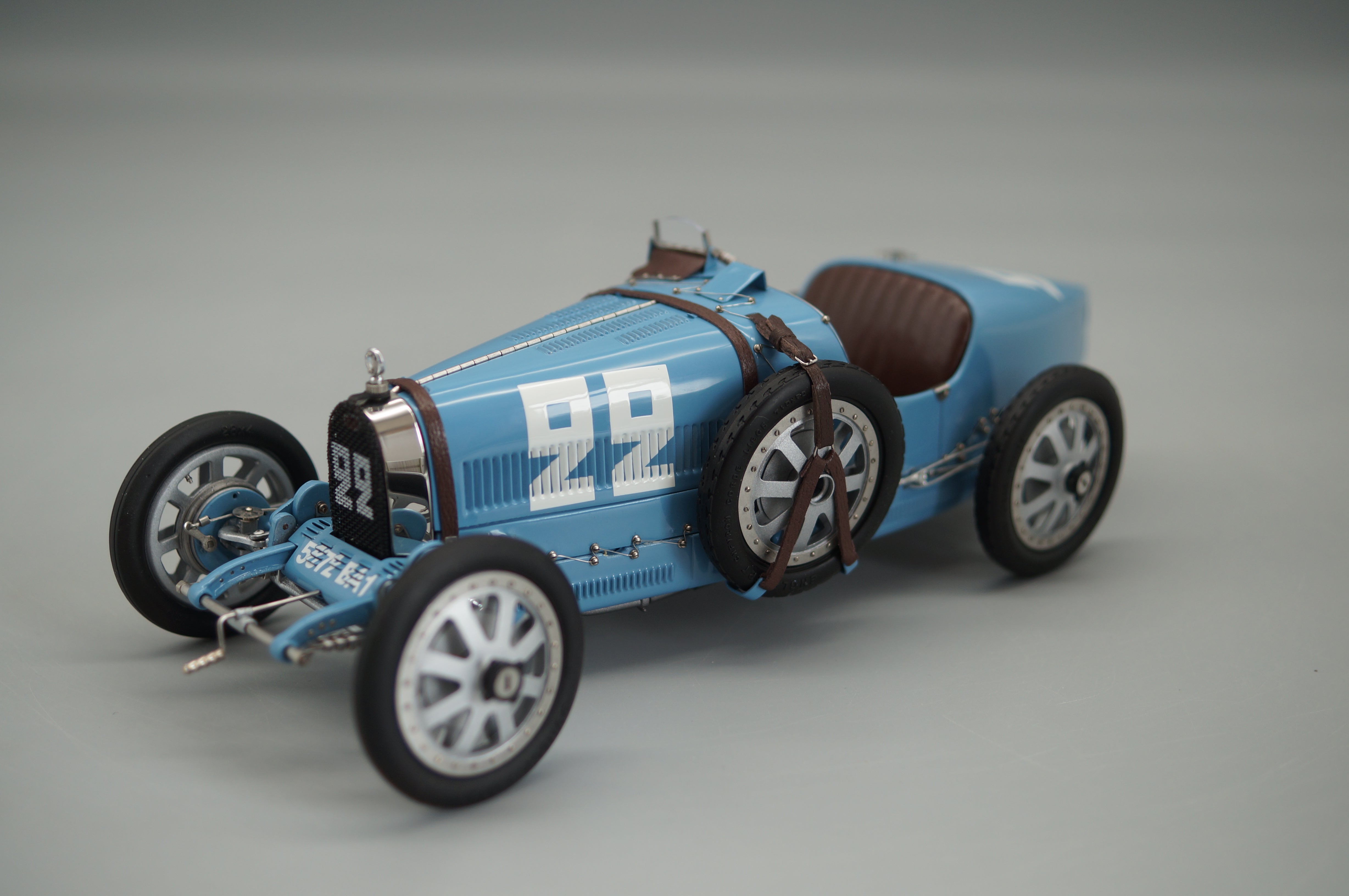Bugatti T35 Nation Color Project - France #22 LE 1000 pcs. CMC M-100 004