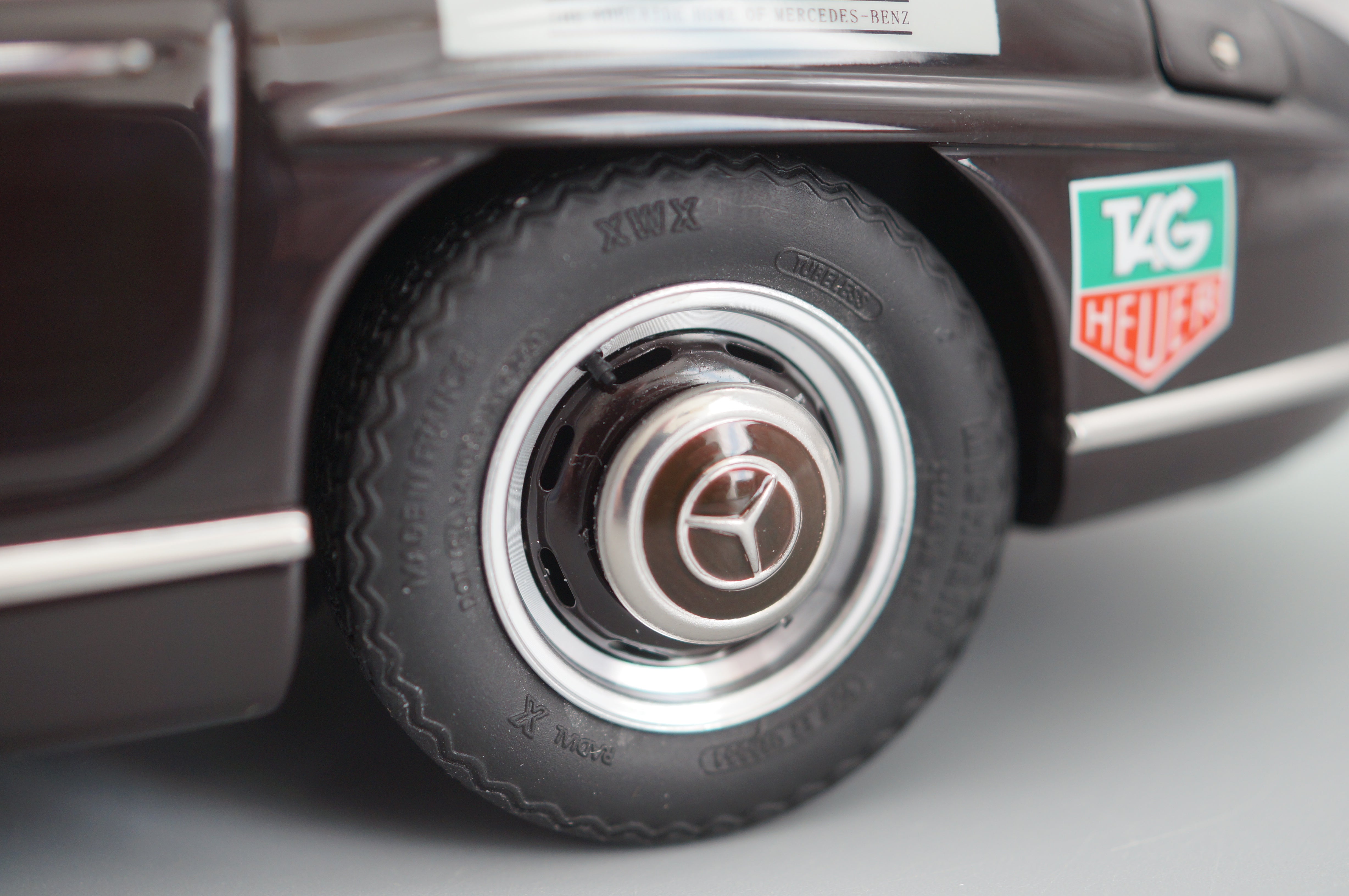 1/18 Mercedes-Benz 300 SL W198 Rallye Roadster Brown offen CMC M-295