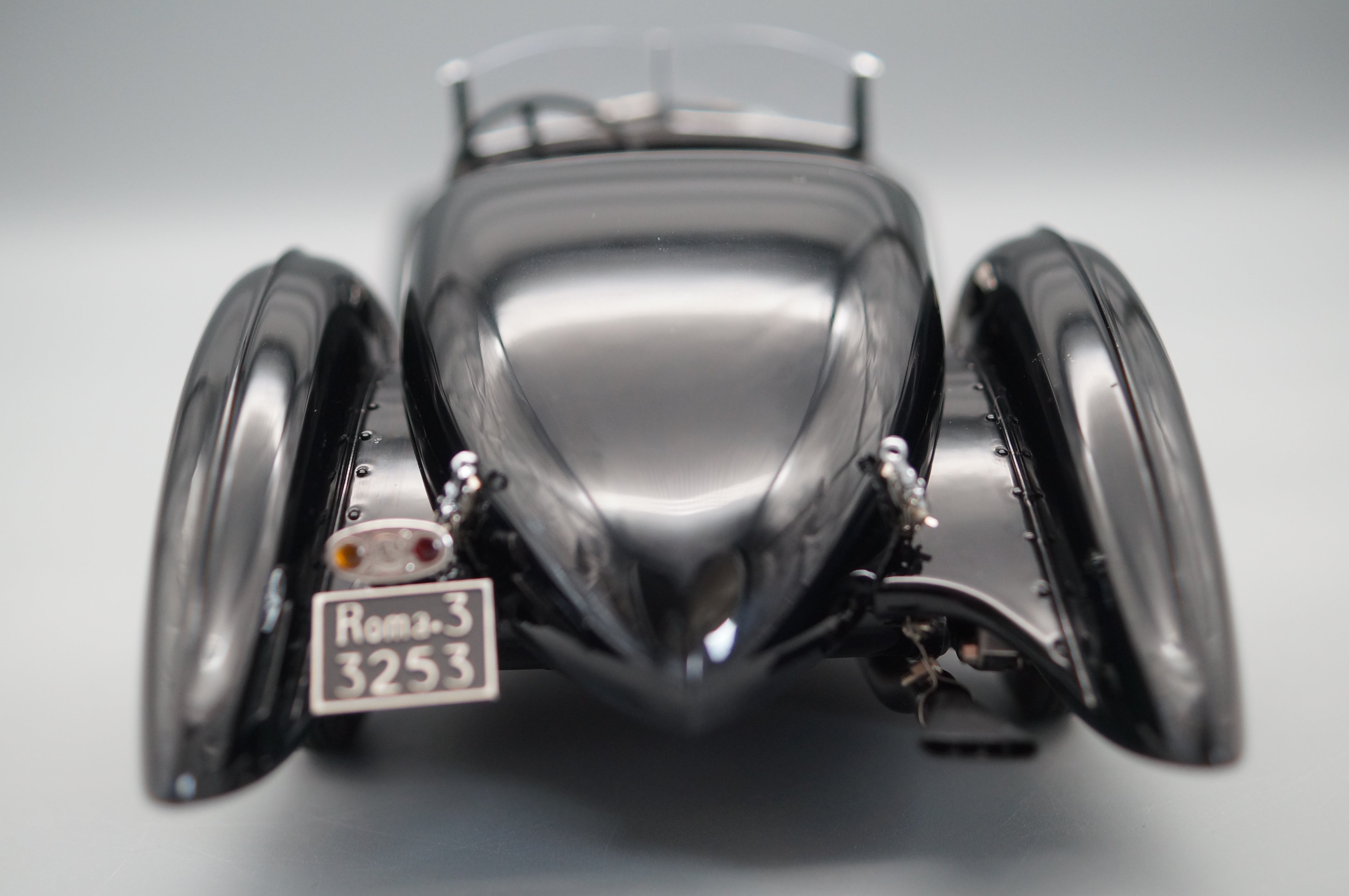 Mercedes-Benz SSK “Black Prince” 1934 CMC M-225 - PRE OWNED- TS450