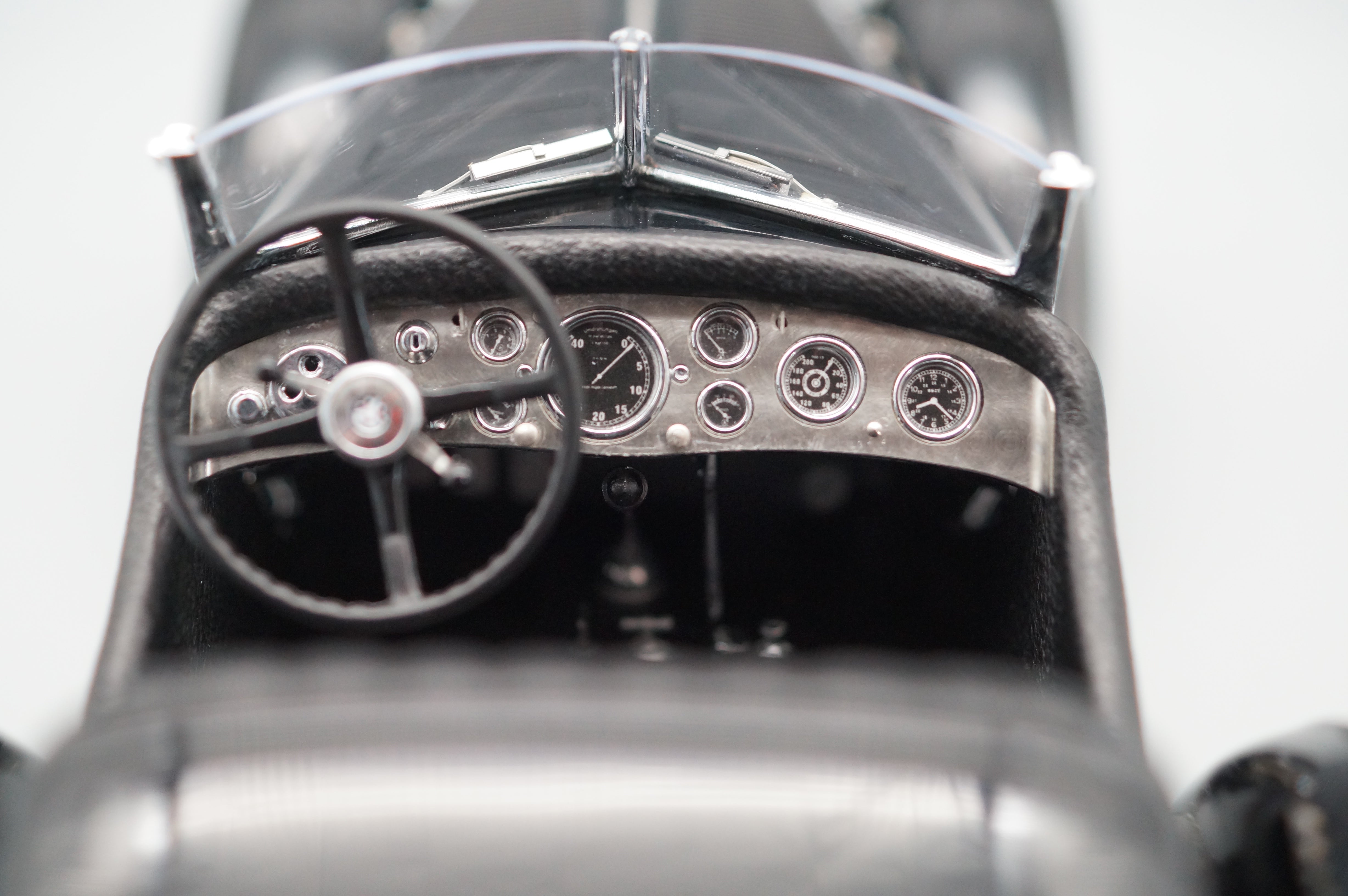 Mercedes-Benz SSK “Black Prince” 1934 CMC M-225 - PRE OWNED- TS450