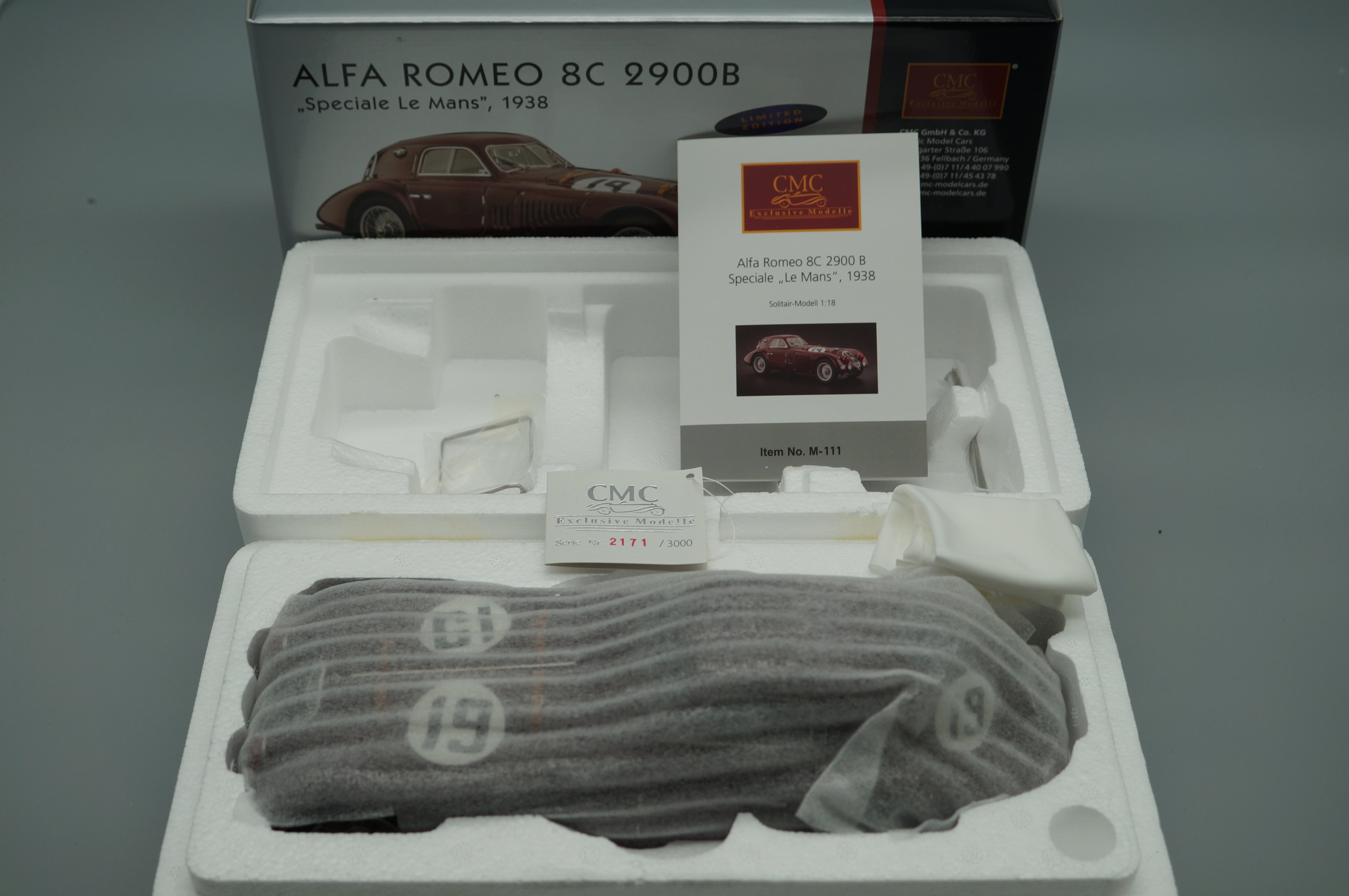 1:18 Alfa Romeo 8C 2900B Speciale #19 Le Mans 1938 CMC M-111 -PRE OWNED-