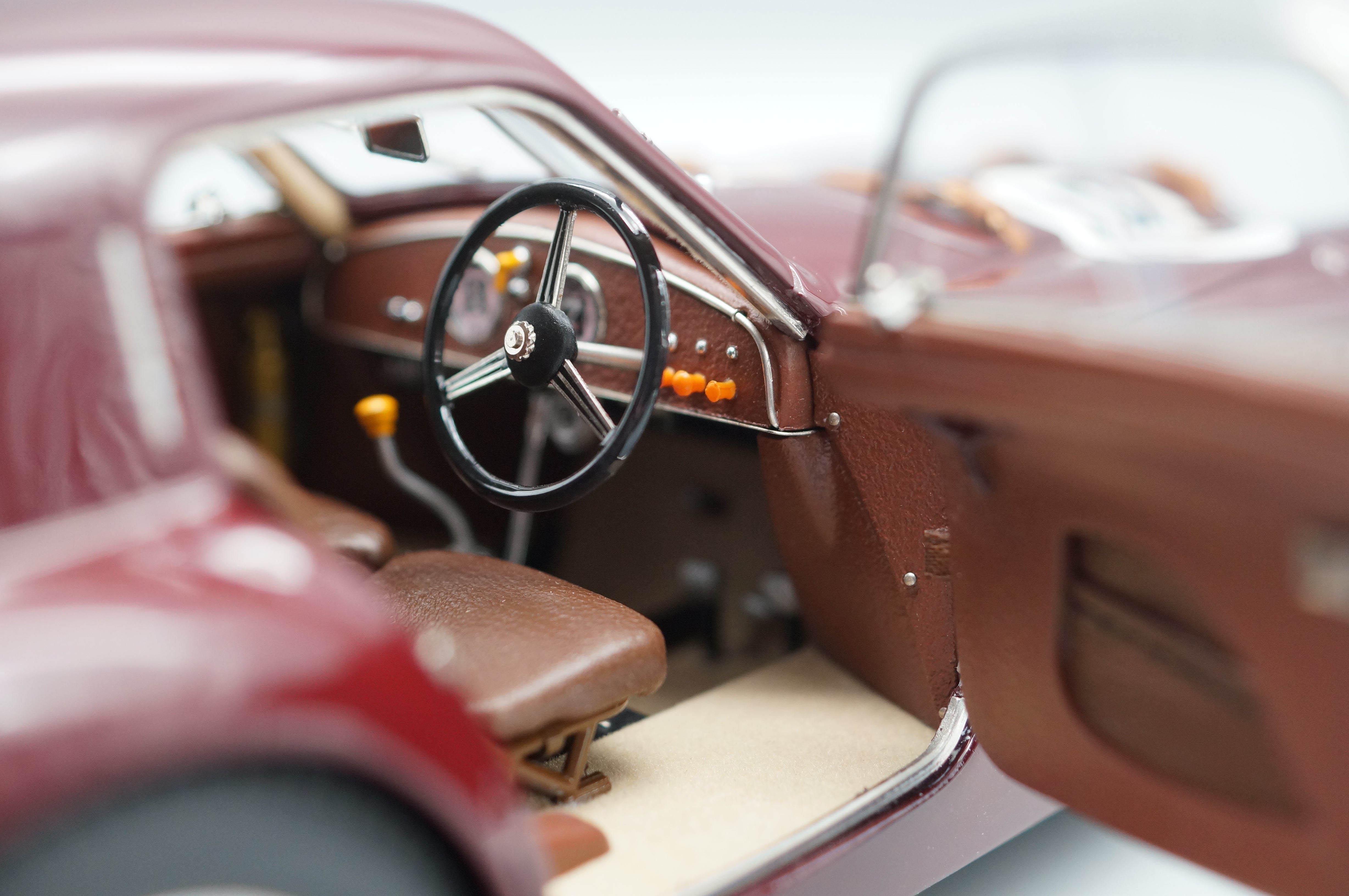 1:18 Alfa Romeo 8C 2900B Speciale #19 Le Mans 1938 CMC M-111 -PRE OWNED-