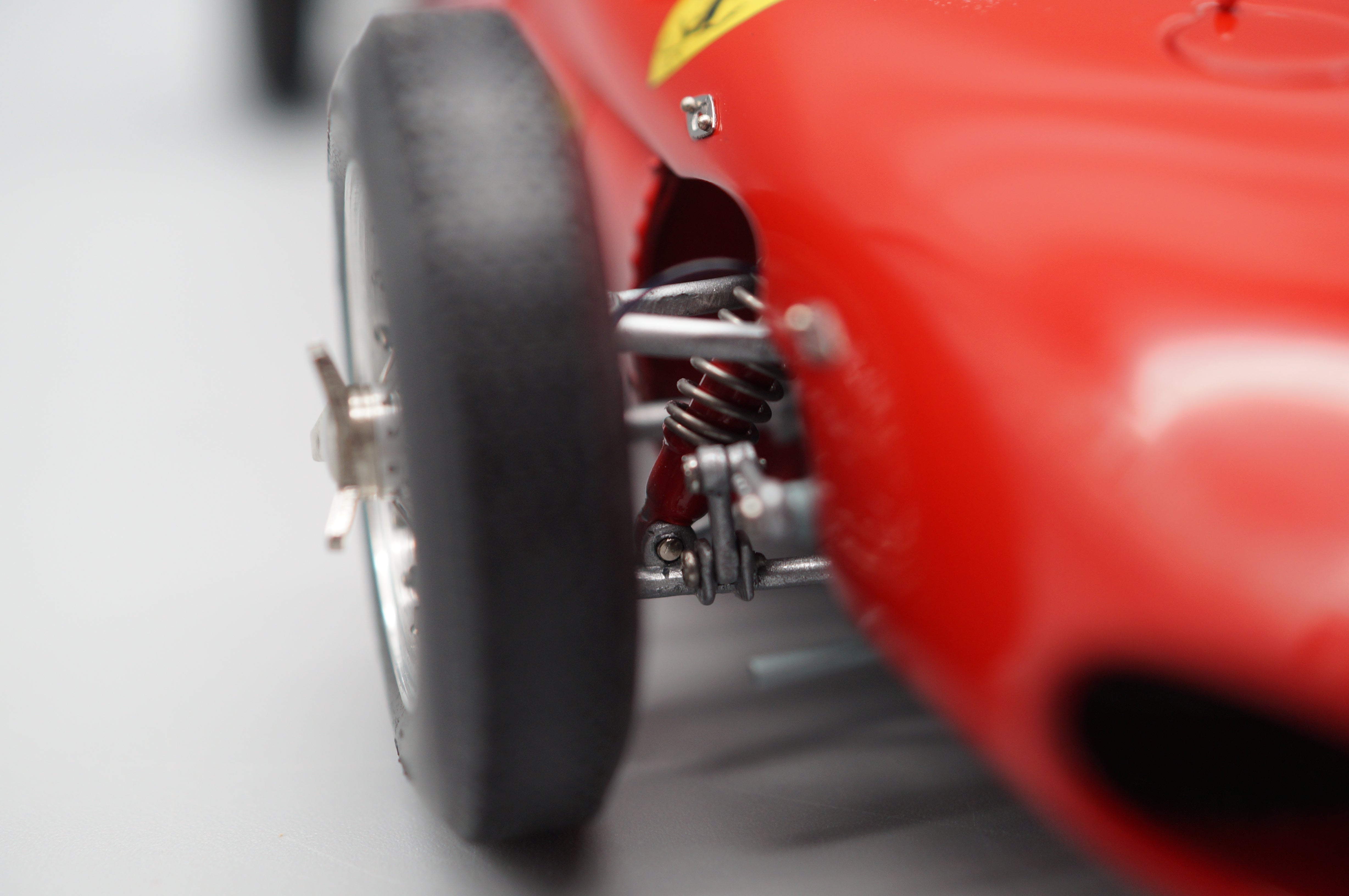 1:18 Ferrari 156 F1 'Sharknose' #2 Phil Hill Monza CMC M-068 -pre-owned- TS459