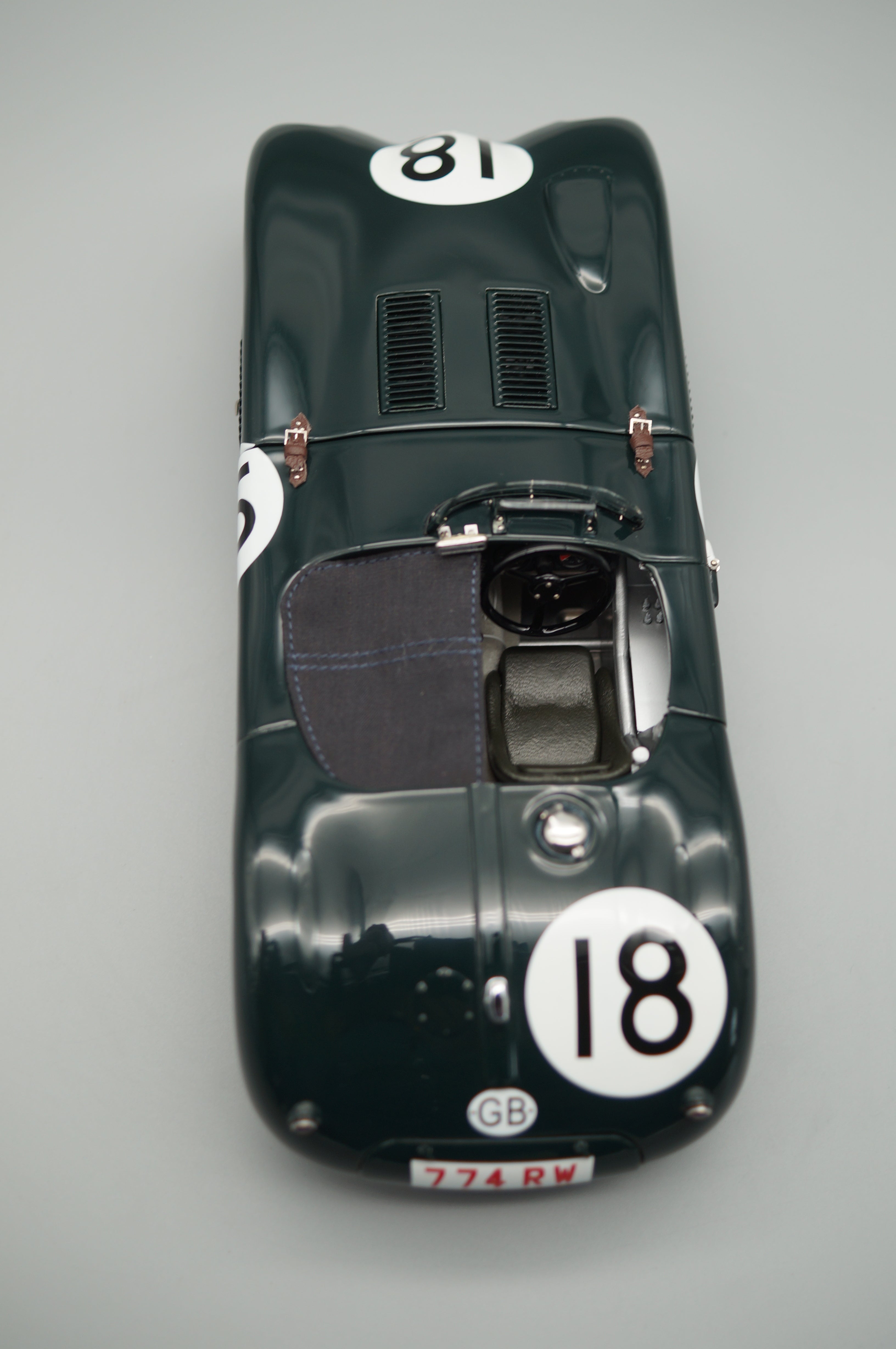 1:18 Jaguar C-Type #18 24h Le Mans Sieger 1953 Rolt/Hamilton CMC M-195 LE 1.500 - pre-owned-