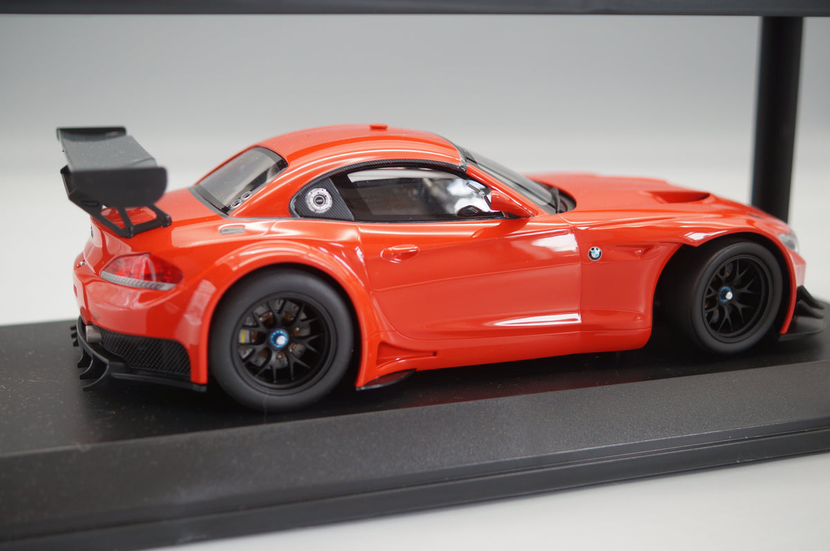 1/18 Minichamps 151122300 BMW Z4 GT3 2012 RED -DK449
