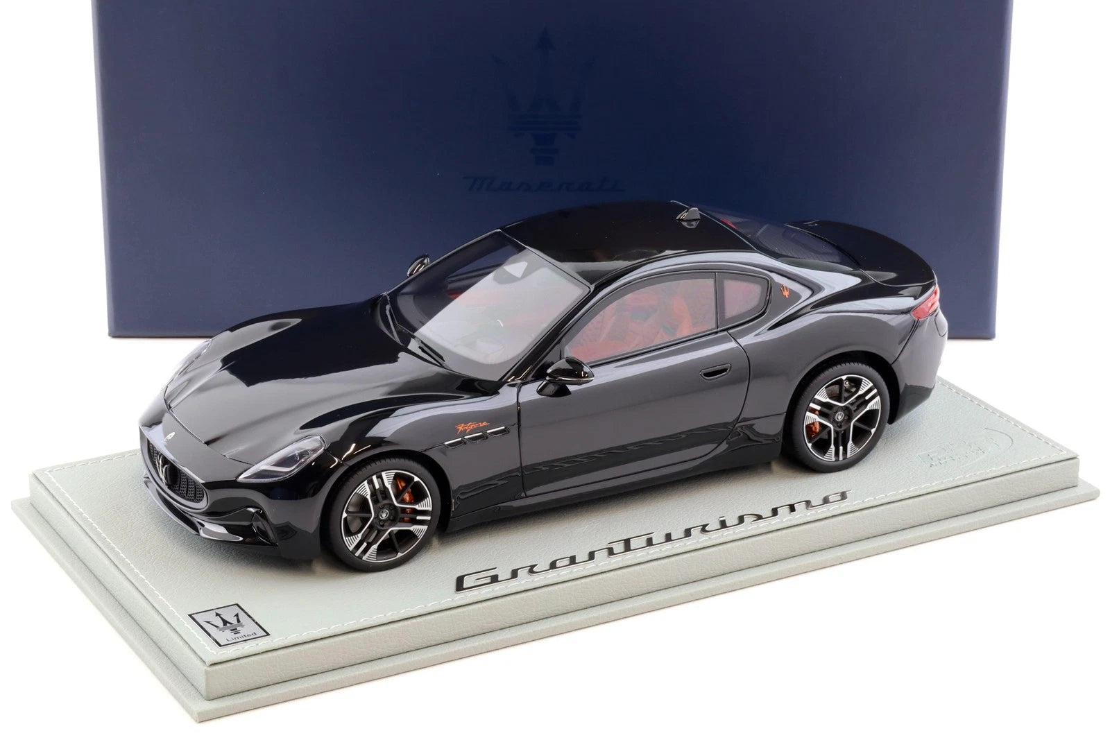 1/18 BBR Maserati Grantourismo Folgore 2023 NERO ASSOLUTO - DEALER EDITION