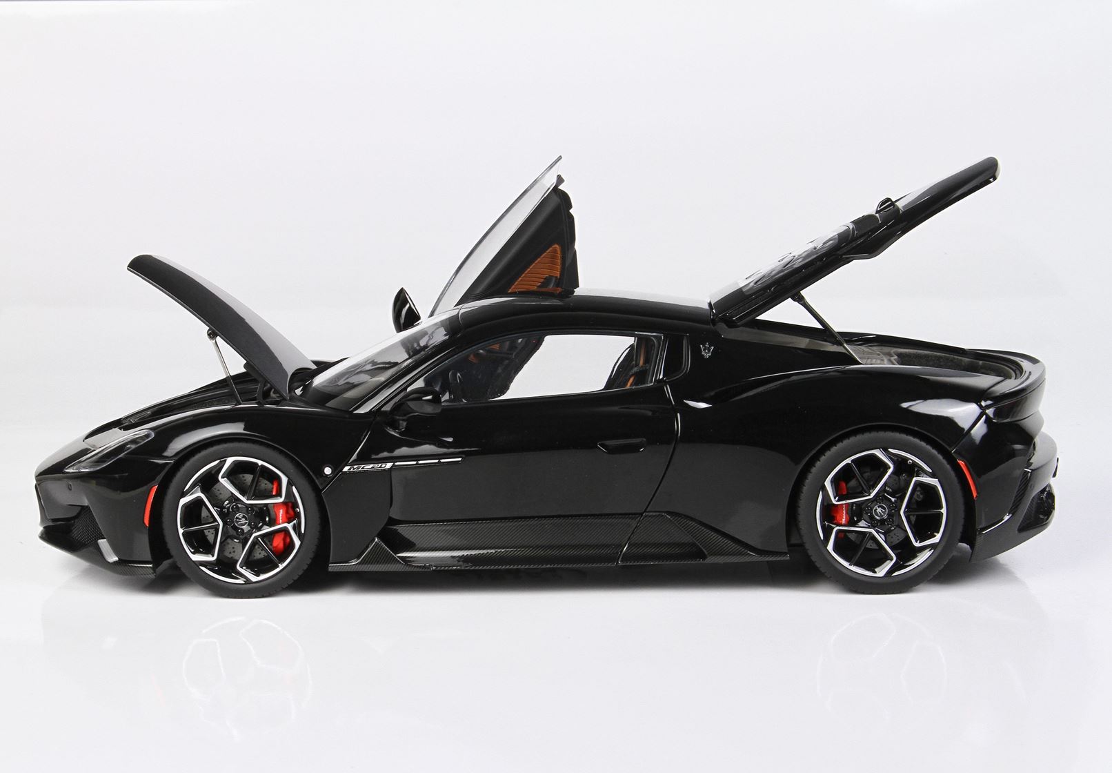 1/18 BBR Maserati MC20 Black Enigma Diecast full open HE180051B