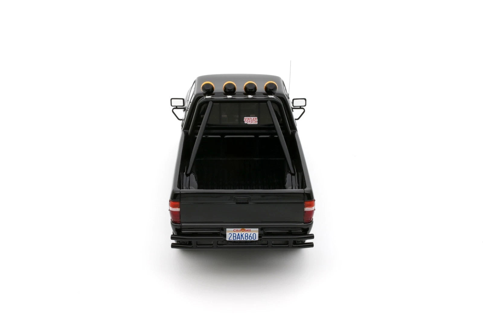 1/18 OttO Toyota Hilux SR5 1985 Glossy Black 202 'Back to the future' OT481B