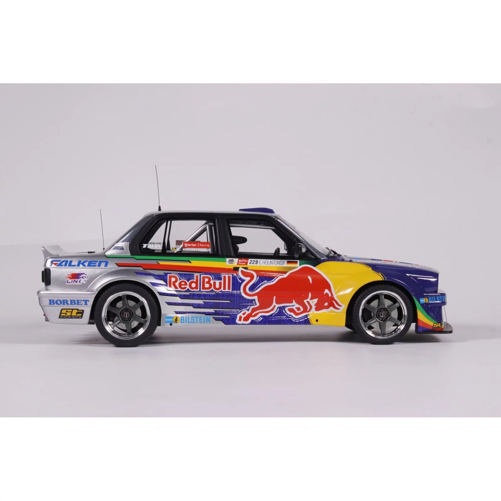 1/18 OttO BMW E30 V8 Drift 'RED BULL' 2023 OT486