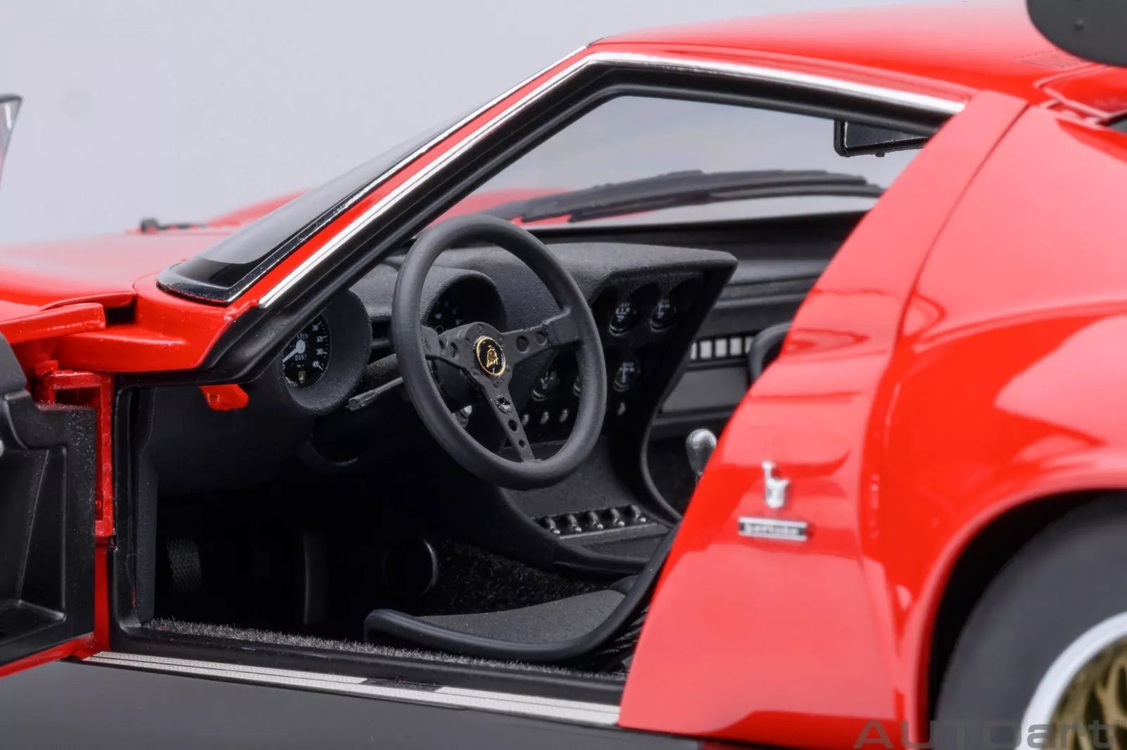 1/18 AUTOart Lamborghini Miura SVR Jota RED No. 79171