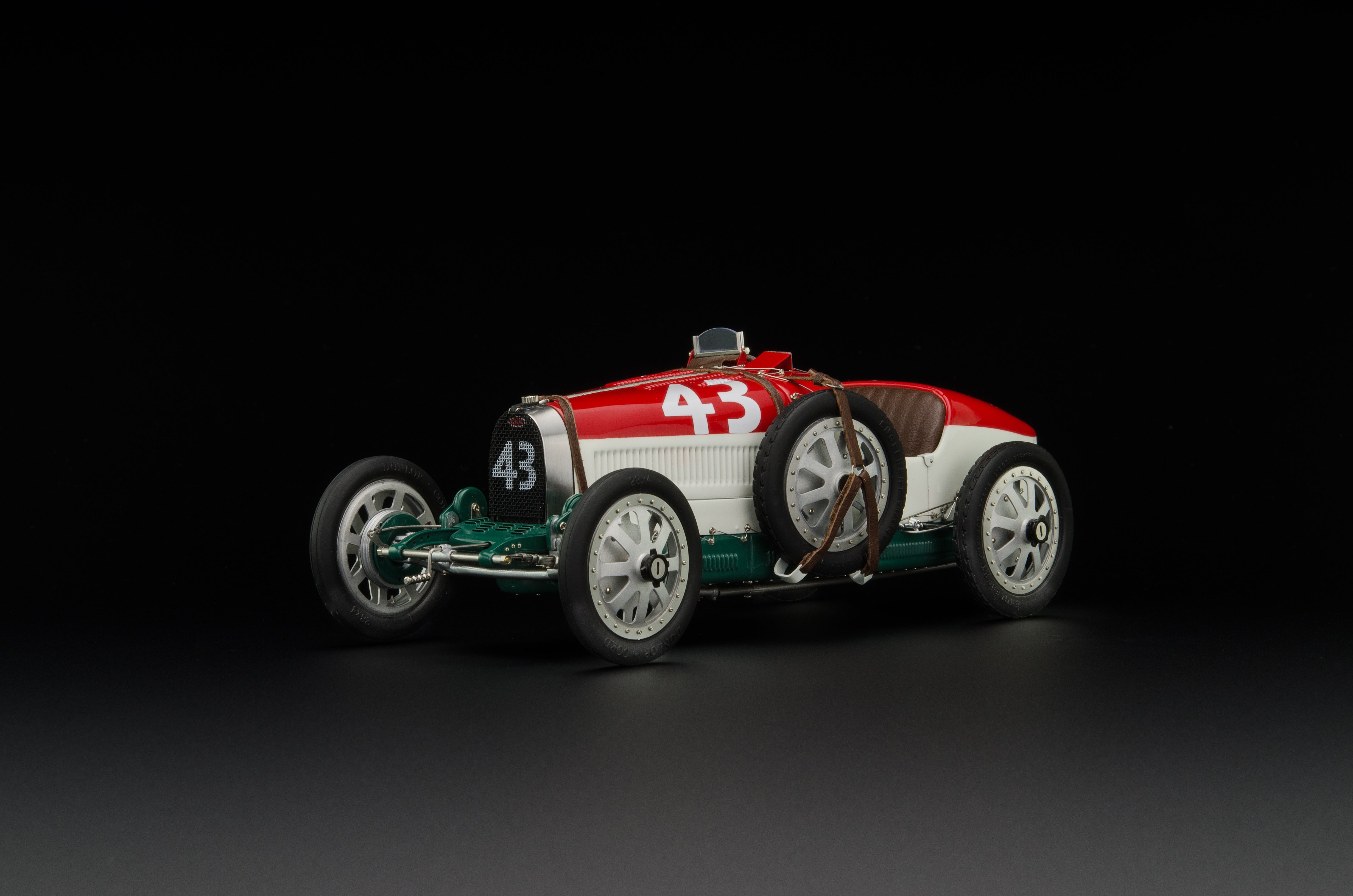 Bugatti T35 Nation Color Project - Ungarn #43 LE 300 St. CMC M-100 014