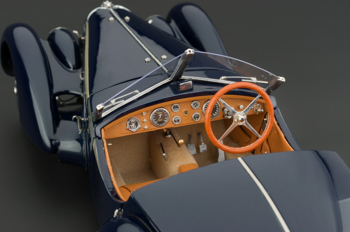 1/18 Bugatti 57 SC Corsica Roadster CMC M-106