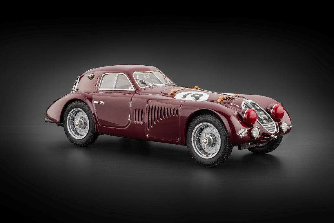 1:18 Alfa Romeo 8C 2900B Speciale #19 Le Mans 1938 CMC M-111 -PRE OWNED-