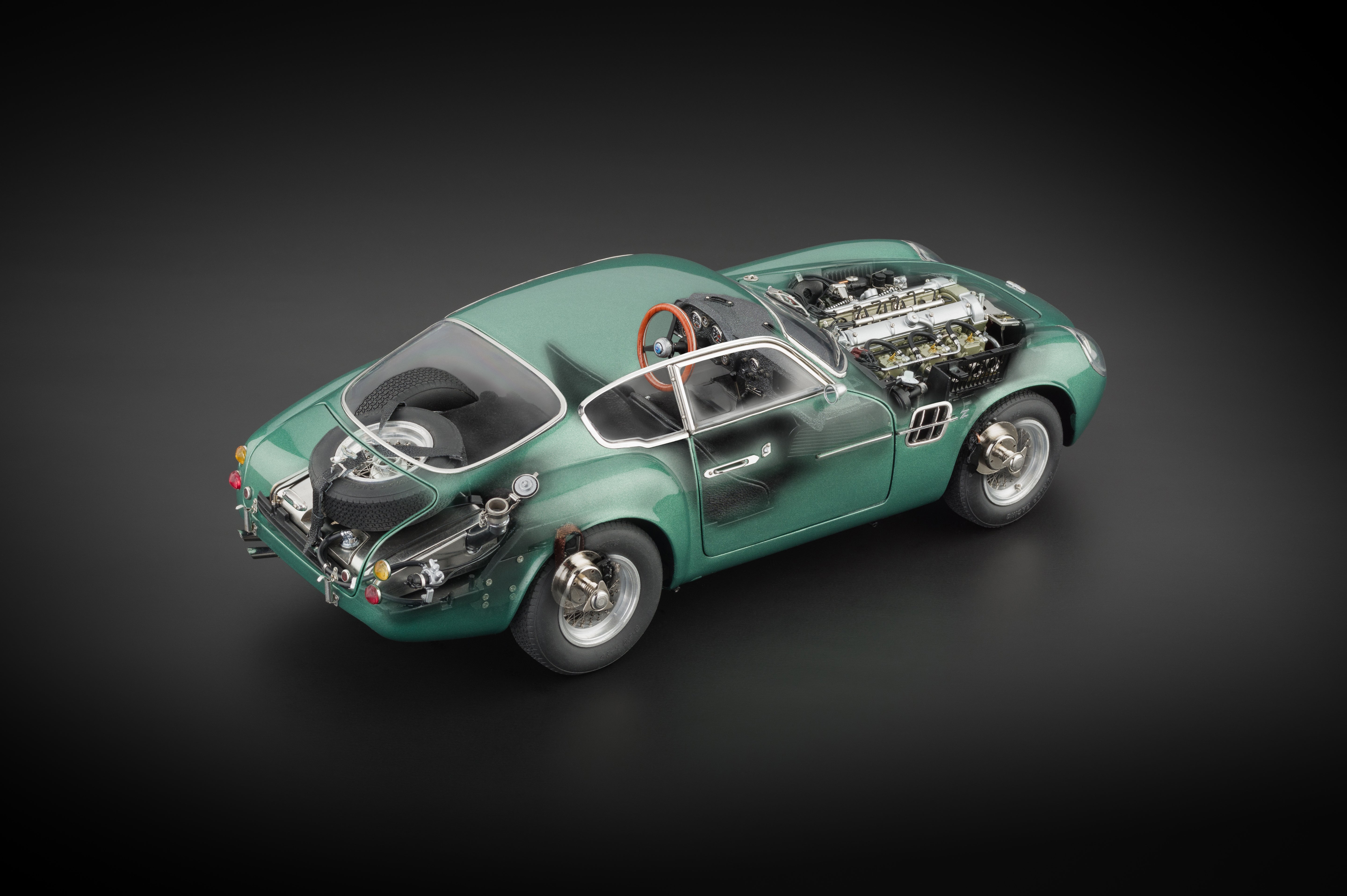 Aston Martin DB4 GT Zagato CMC M-132 -pre-owned
