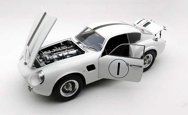 1:18 Aston Martin DB4 GT Zagato Start-Nr. 1 Le Mans LE 2500 pcs CMC M-139 - pre-owned-