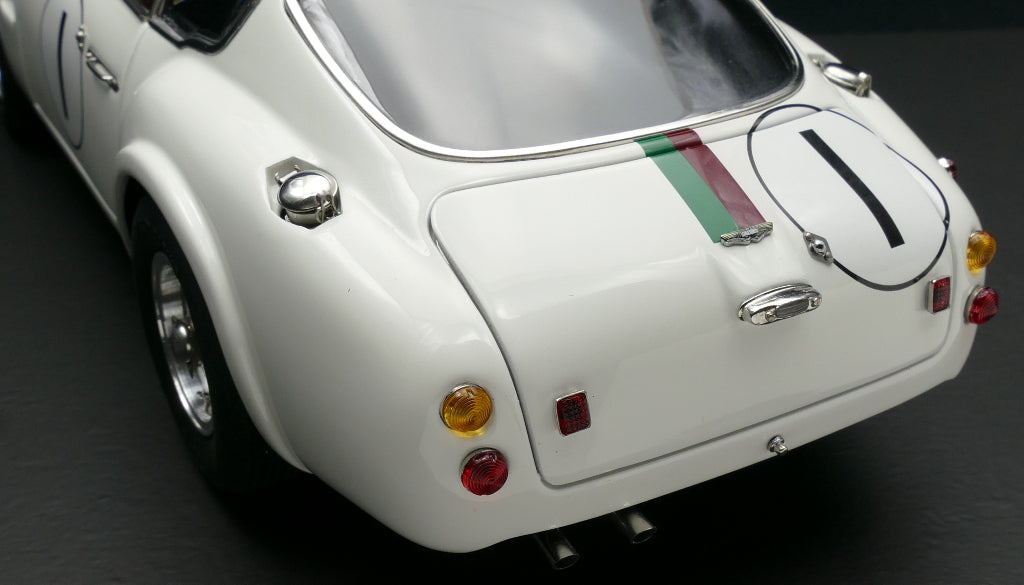 Aston Martin DB4 GT Zagato Start-Nr. 1 Le Mans LE 2500 pcs CMC M-139