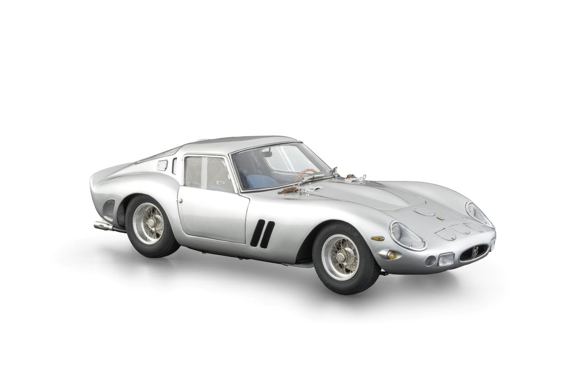 CMC Ferrari 250 GTO 1962 SILBER CMC M-151