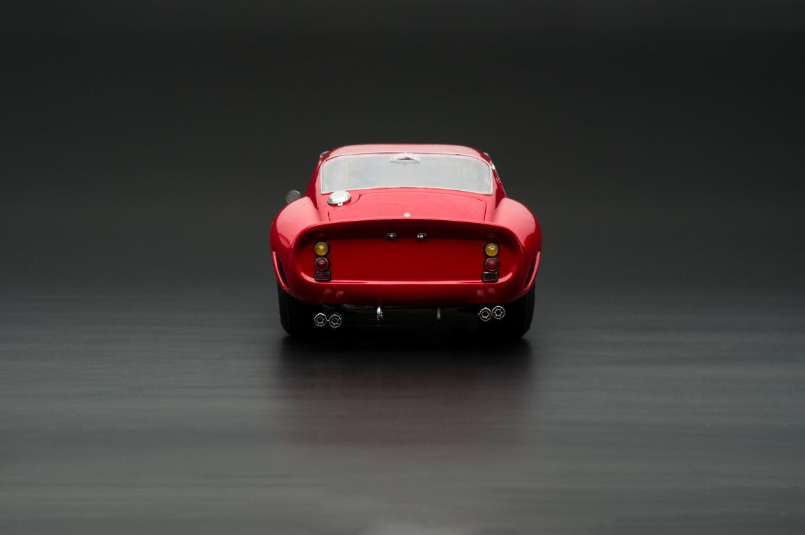 CMC Ferrari 250 GTO 1962 RED CMC M-154 -PRE OWNED-
