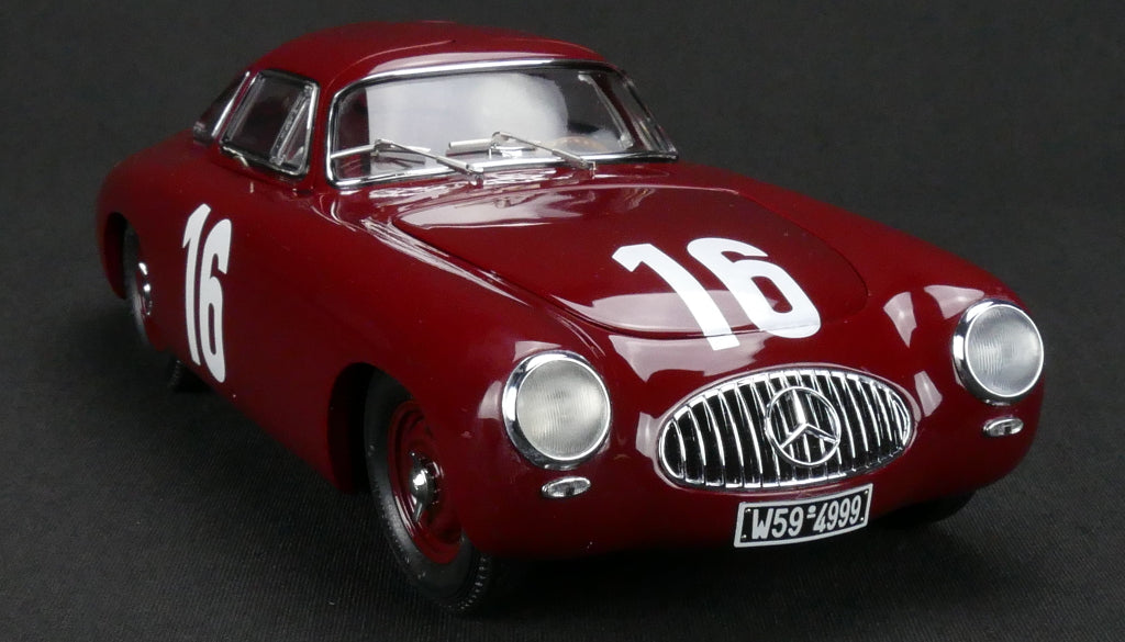 1/18 Mercedes-Benz 300 SL #16 Grand Prix of Bern 1952 CARACCIOLA CMC M-160