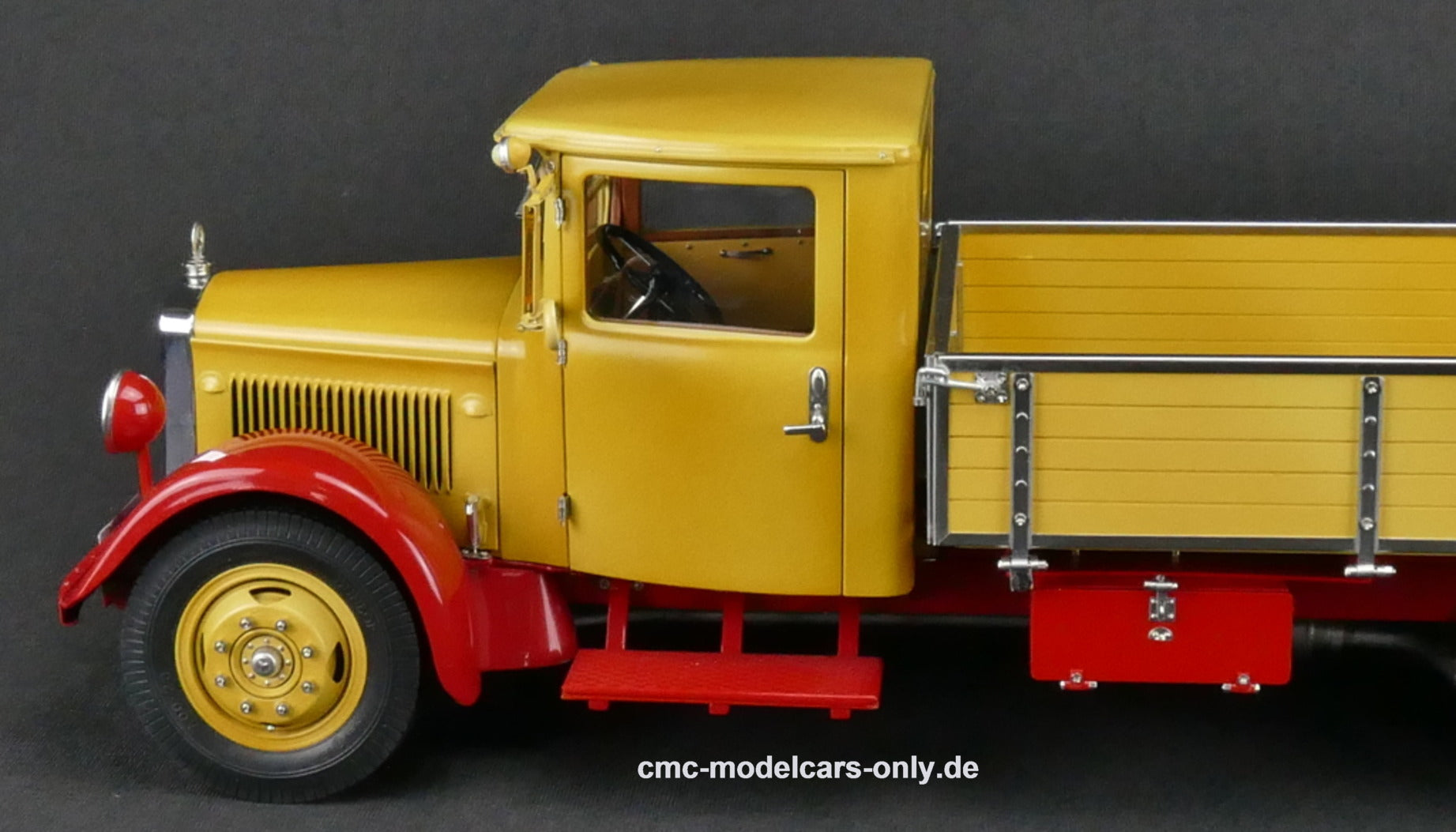 Mercedes-Benz LKW LO 2750 Pritschenwagen gelb rot CMC M-169