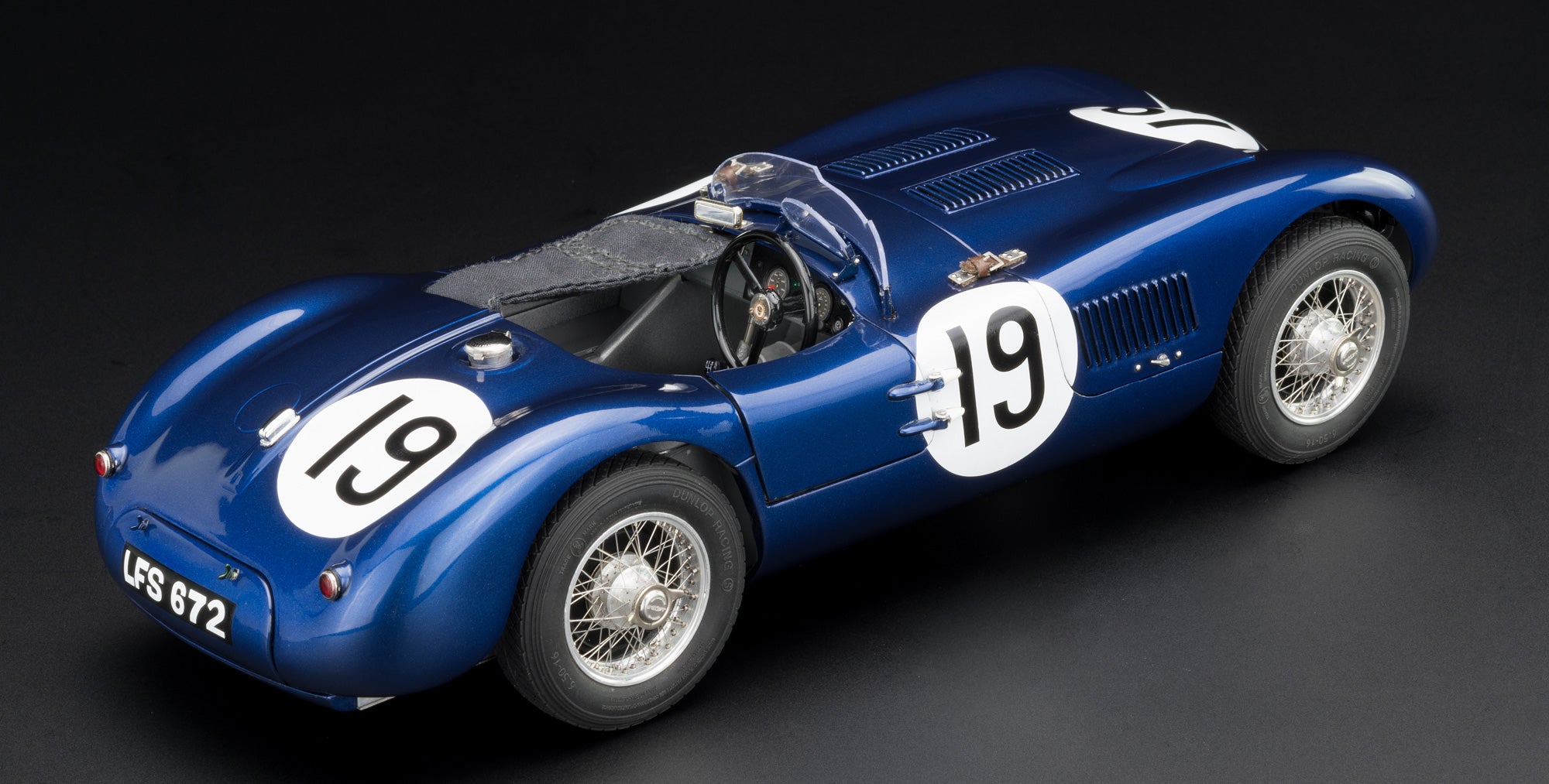 Jaguar C-Type #19 Ecurie Ecosse blue Steward/Sandersson CMC M-192 LE 1.500